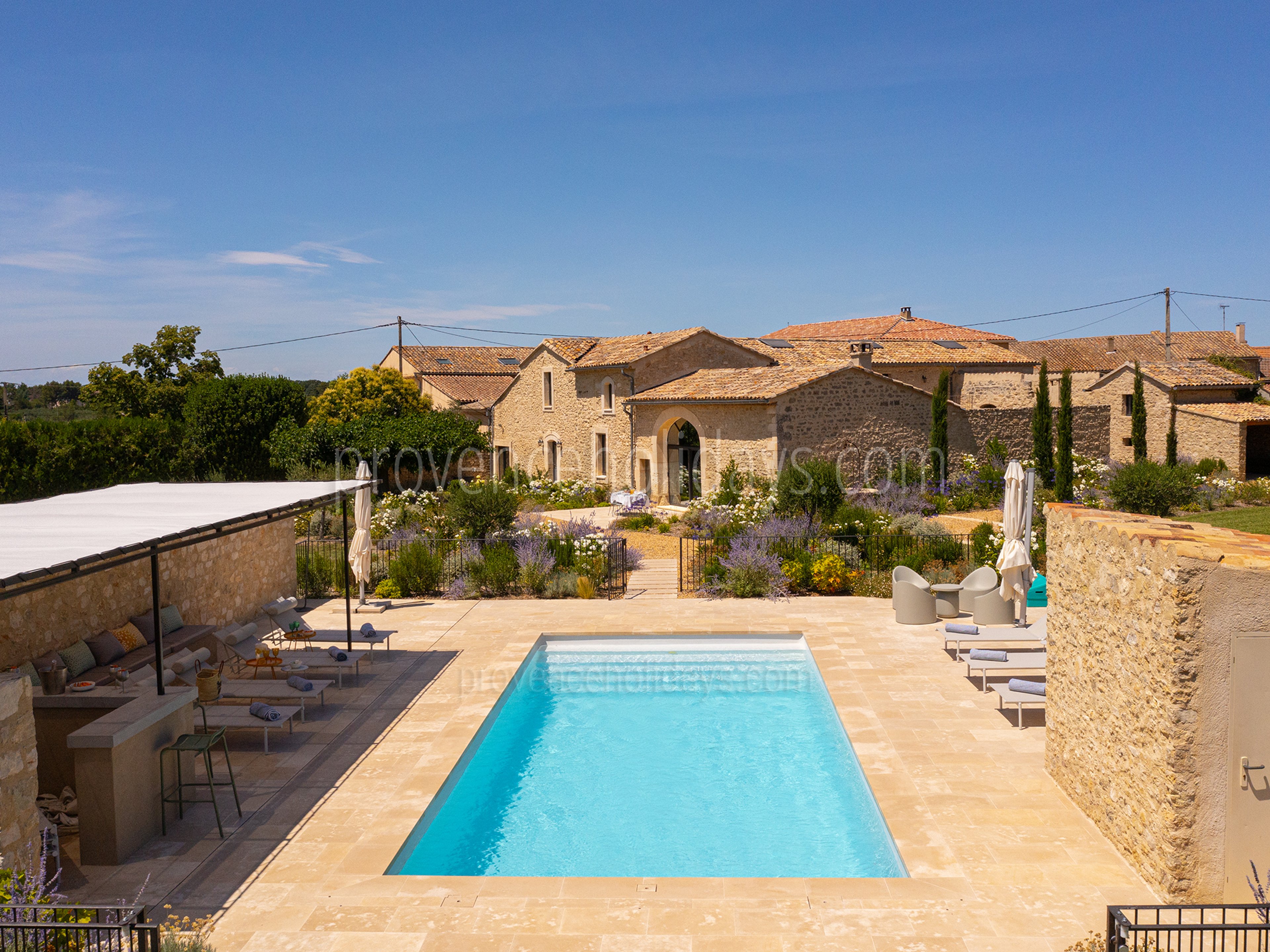 83 - Mas de la Lône: Villa: Pool