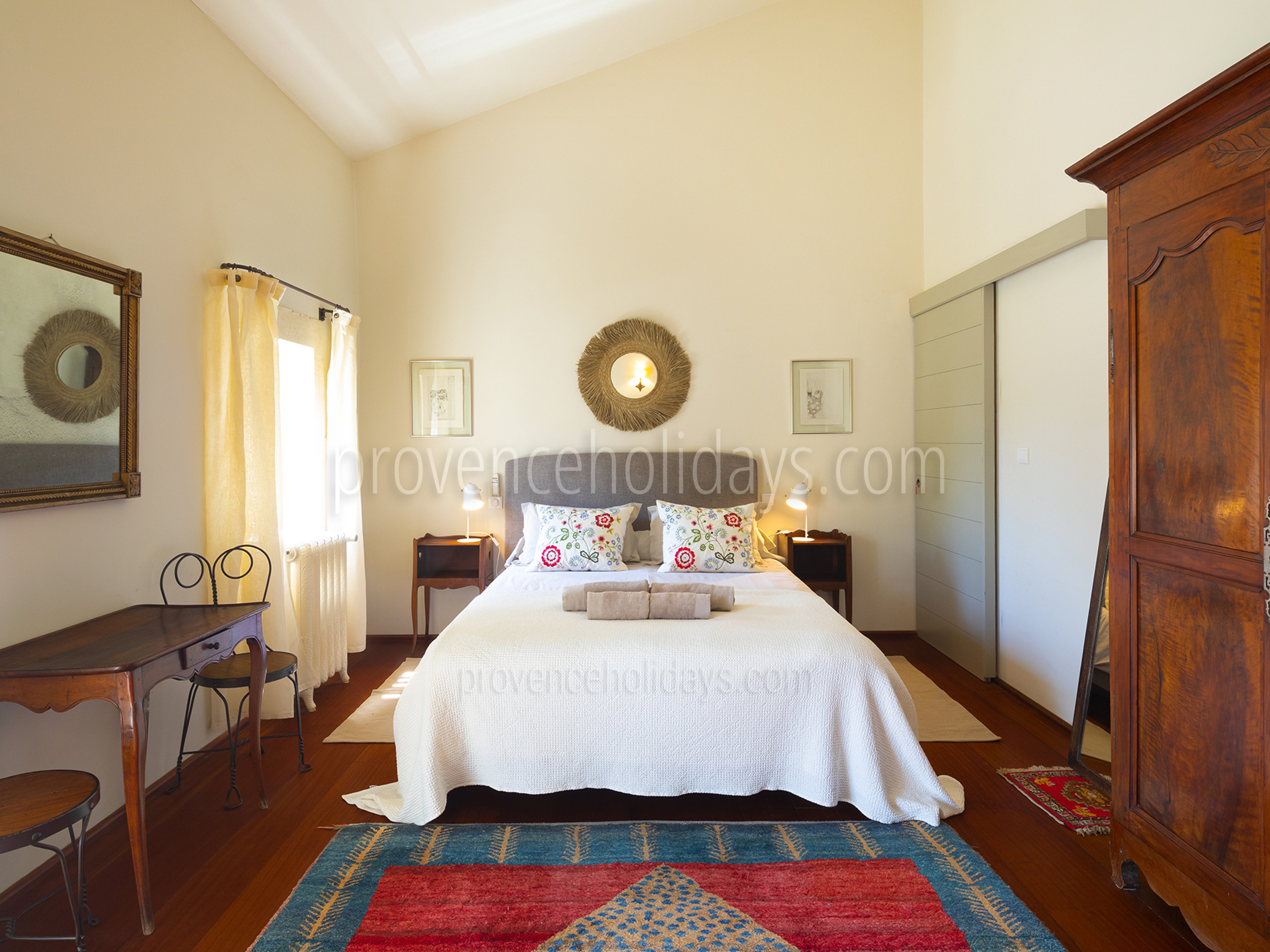 71 - Mas de St Roch: Villa: Interior