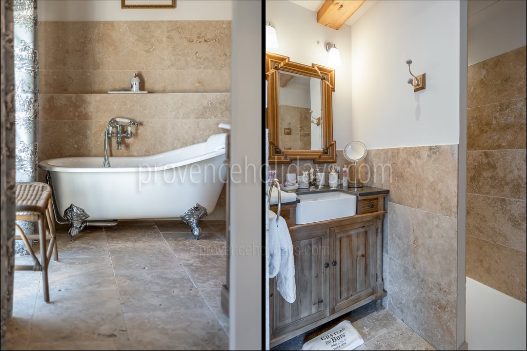 53 - Domaine Château du Bois: Villa: Bathroom