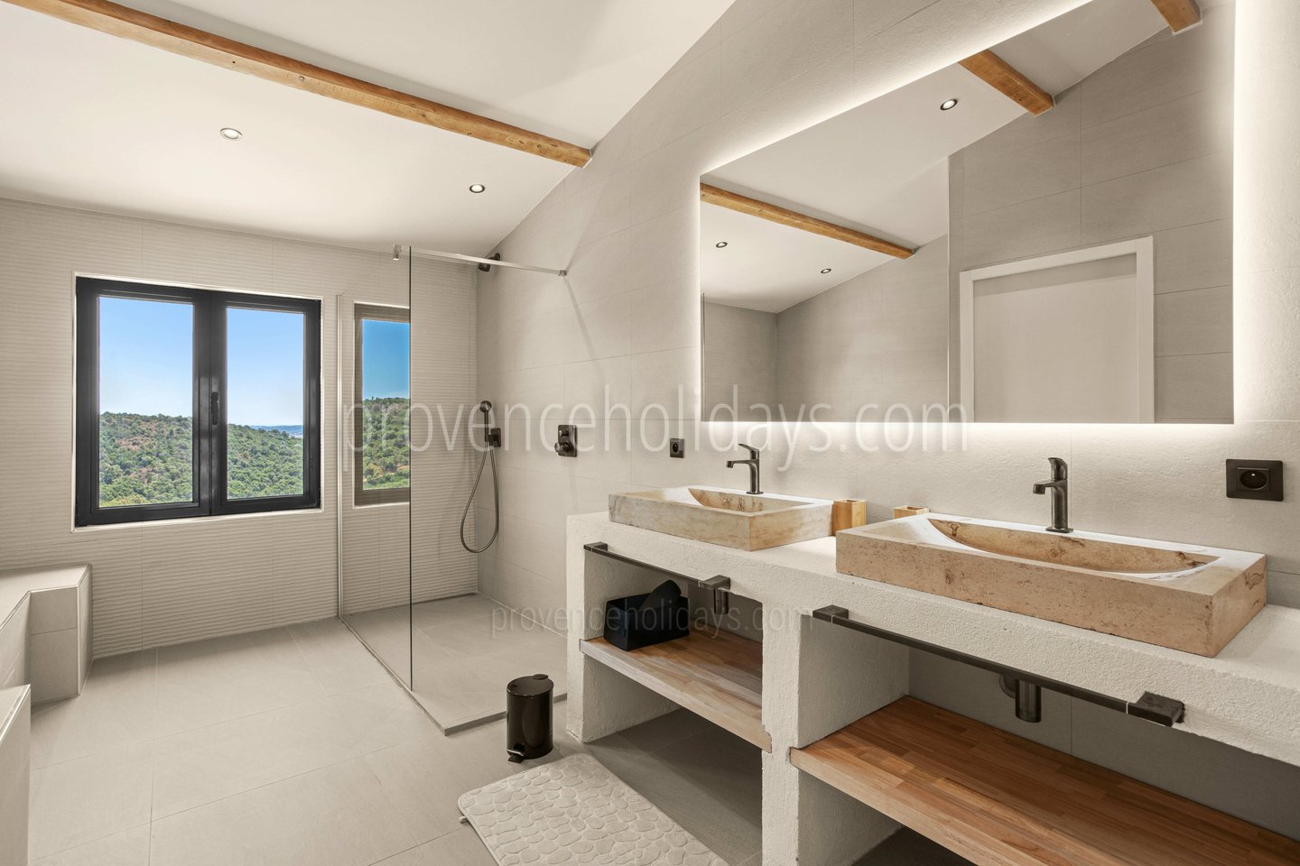 20 - Villa Caume: Villa: Bathroom