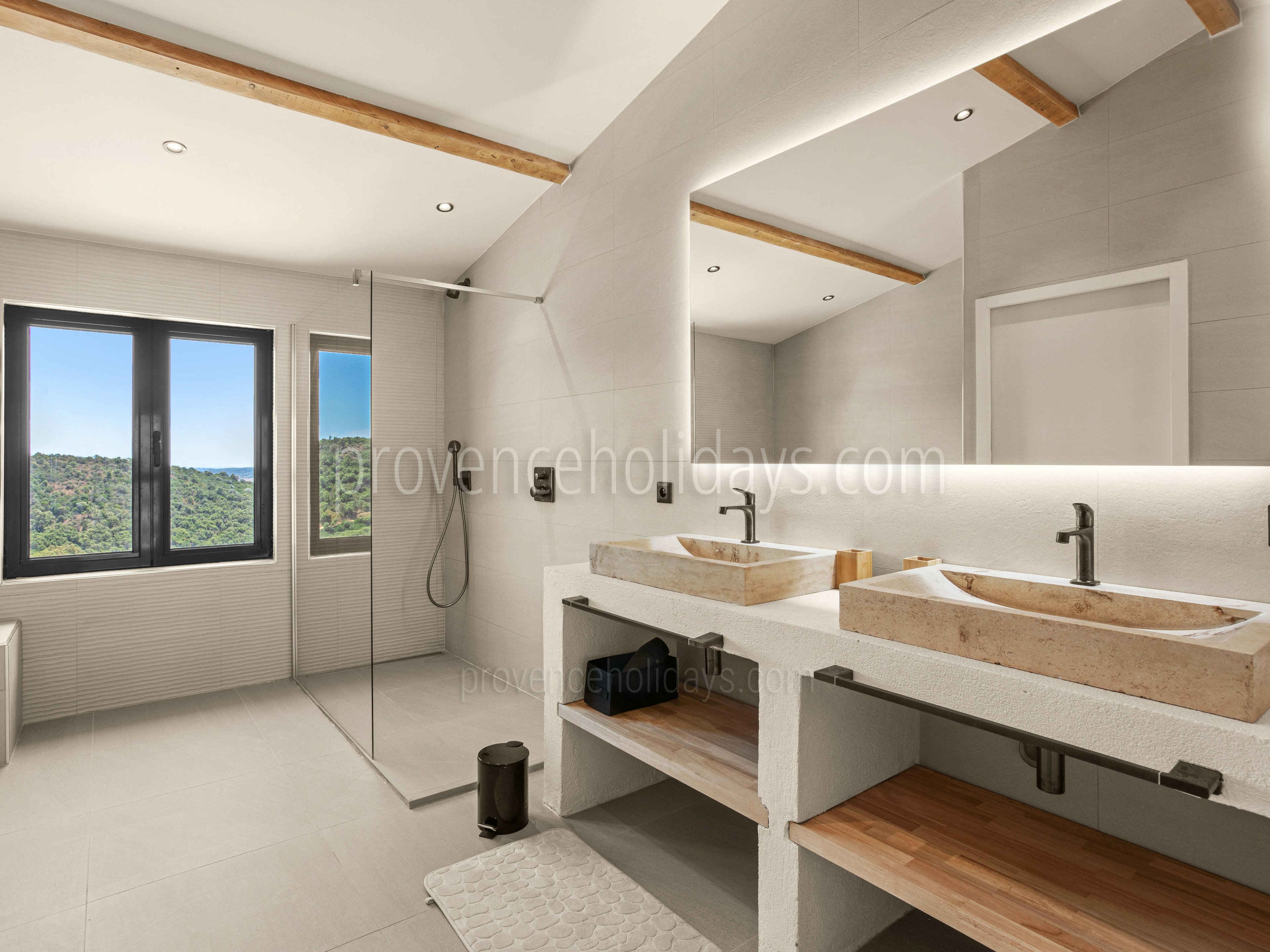 20 - Villa Caume: Villa: Bathroom