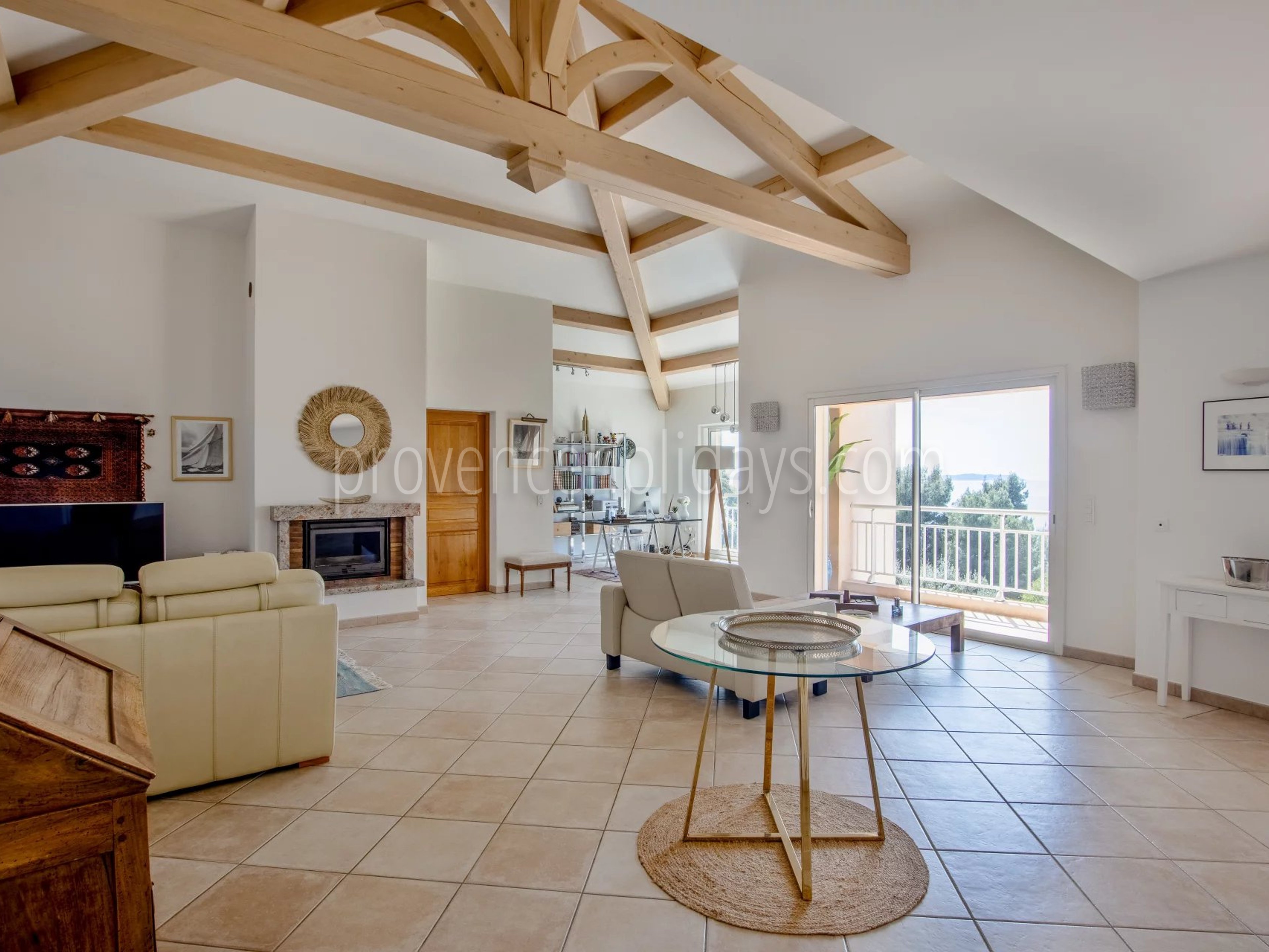 2 - Villa en bord de mer au Lavandou: Villa: Interior