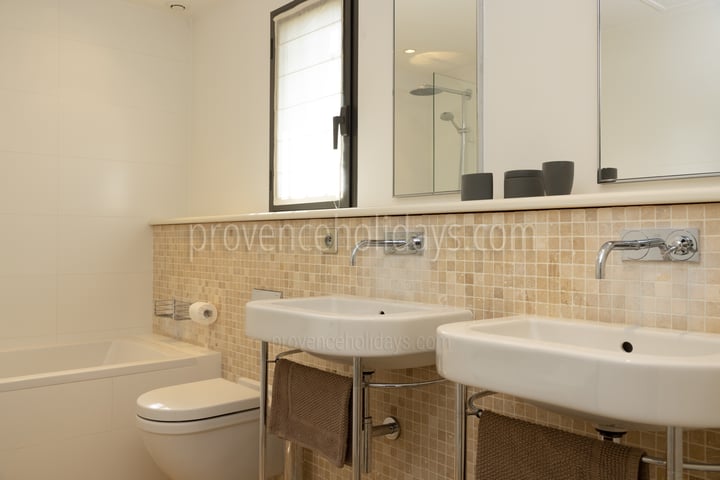 58 - Mas Paradis: Villa: Bathroom