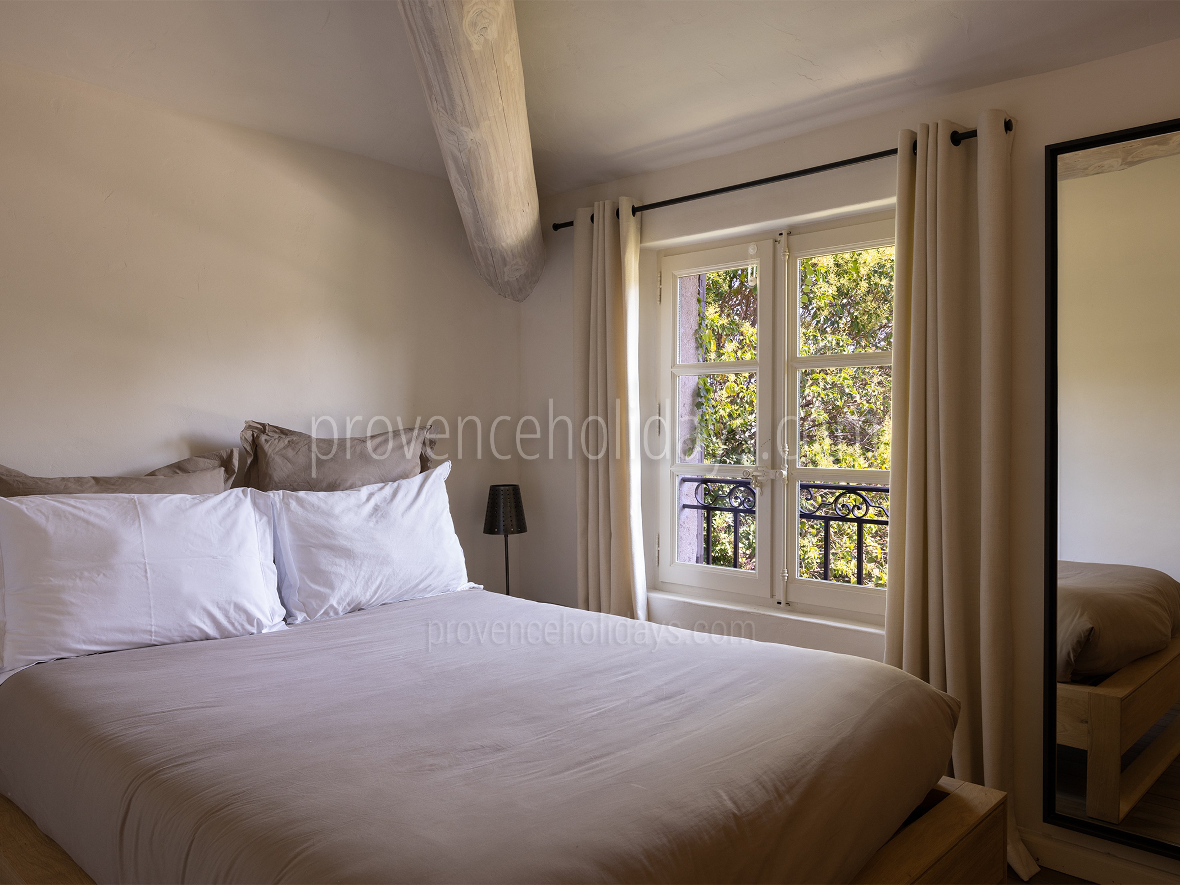 36 - Villa Charles: Villa: Bedroom