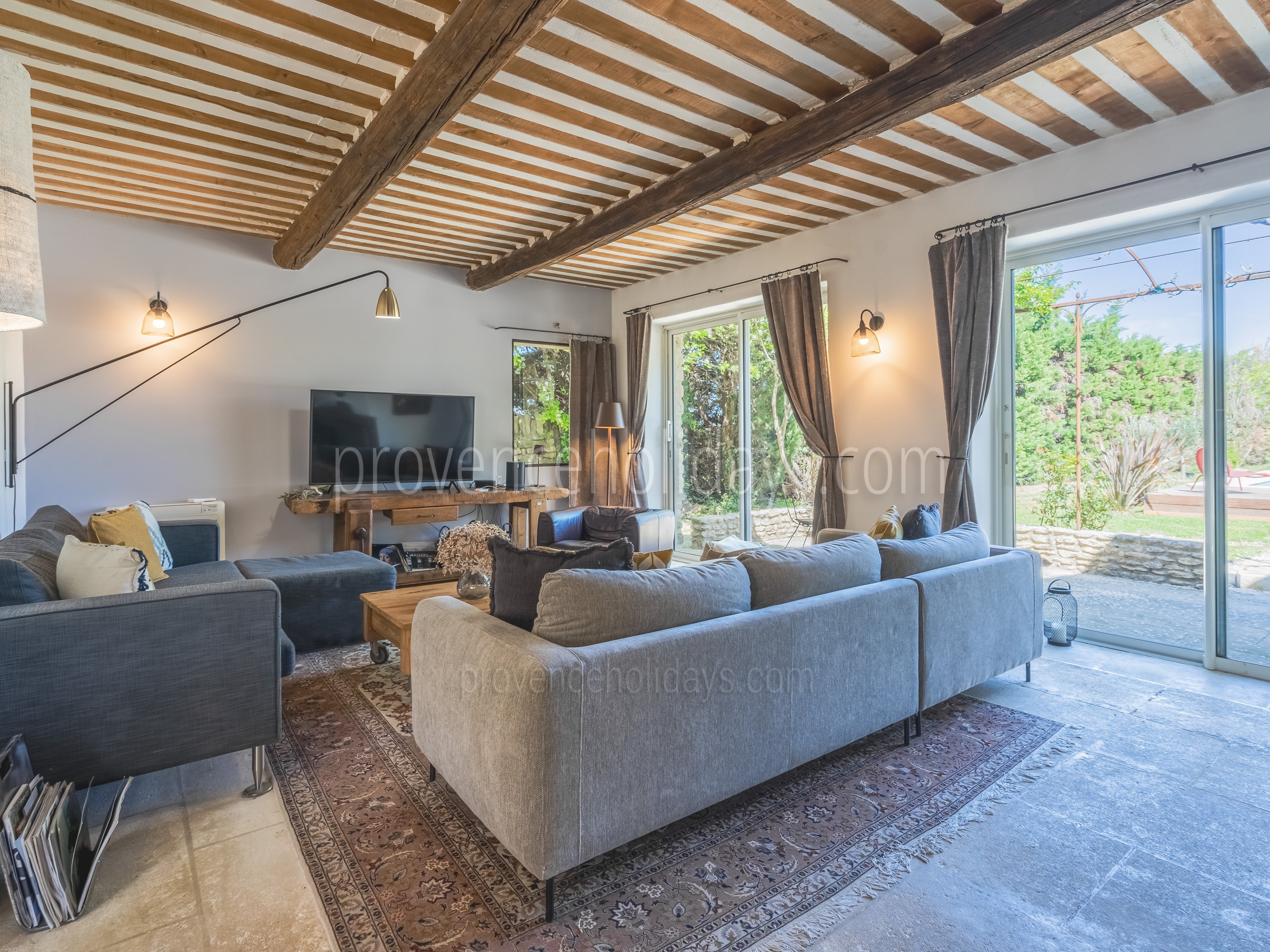 20 - Mas du Taureau: Villa: Interior