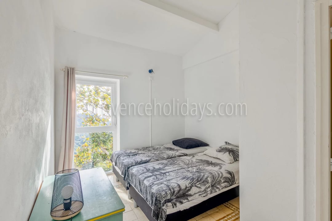 12 - Te renoveren villa in Rayol-Canadel-sur-Mer: Villa: Bedroom
