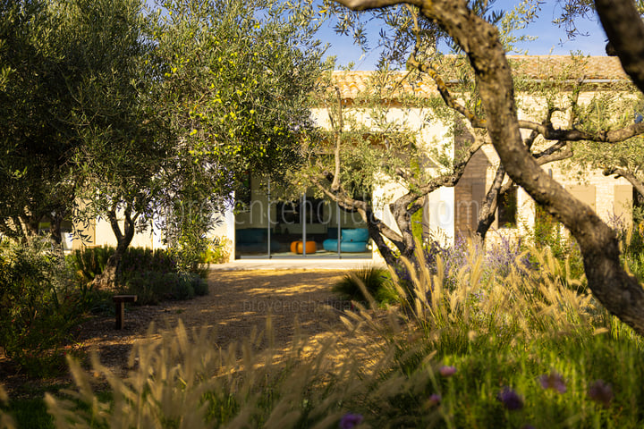 13 - Mas Leonie: Villa: Exterior