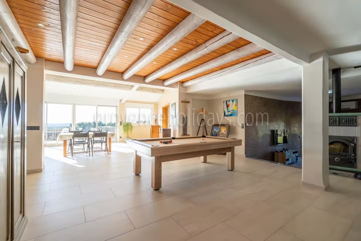 11 - Mas de l\'Eolienne: Villa: Interior