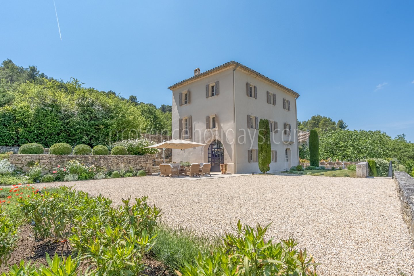 8 - Bastide des Magnans: Villa: Exterior
