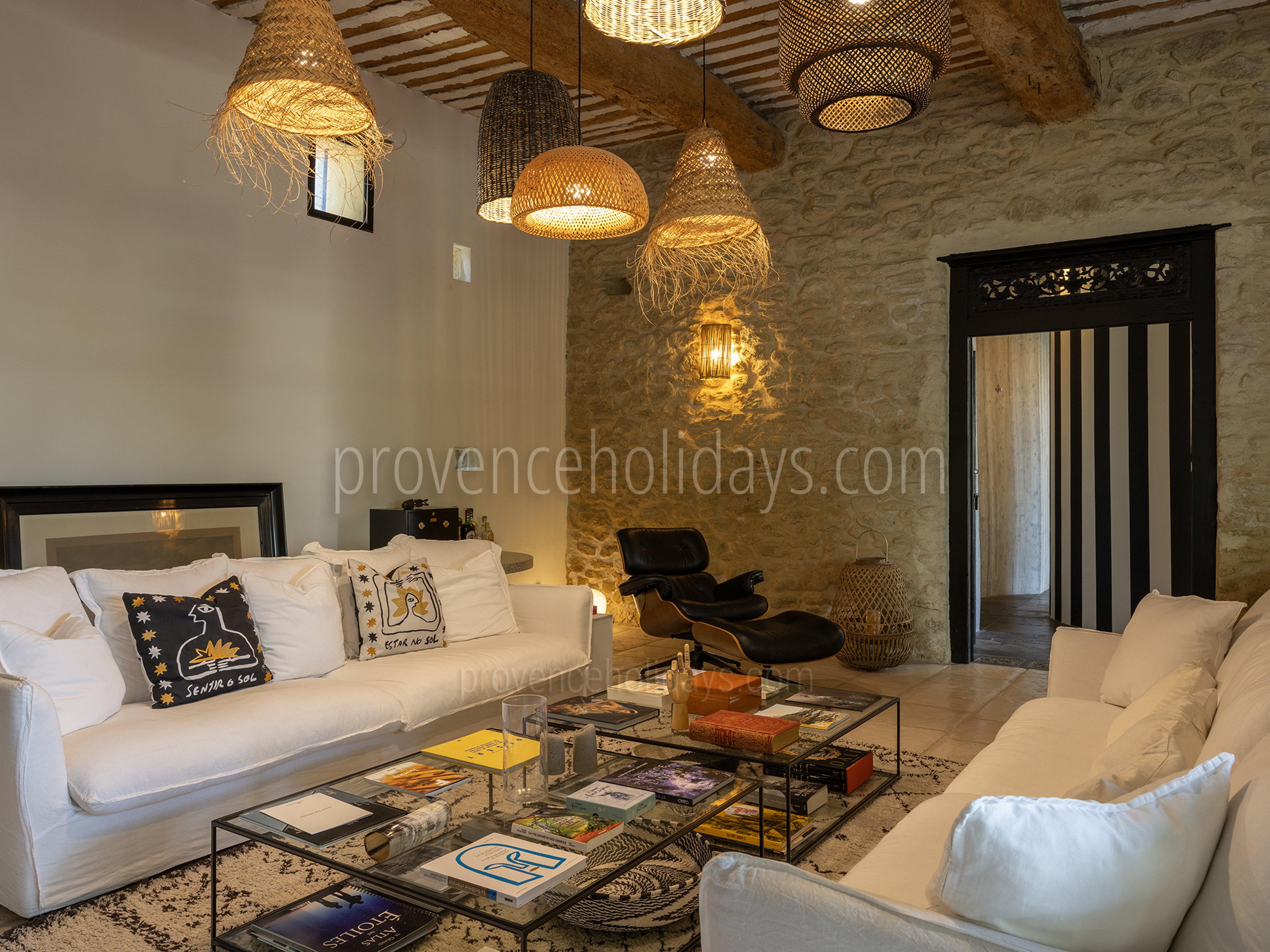 30 - Le Mas d\'Entraigues: Villa: Interior