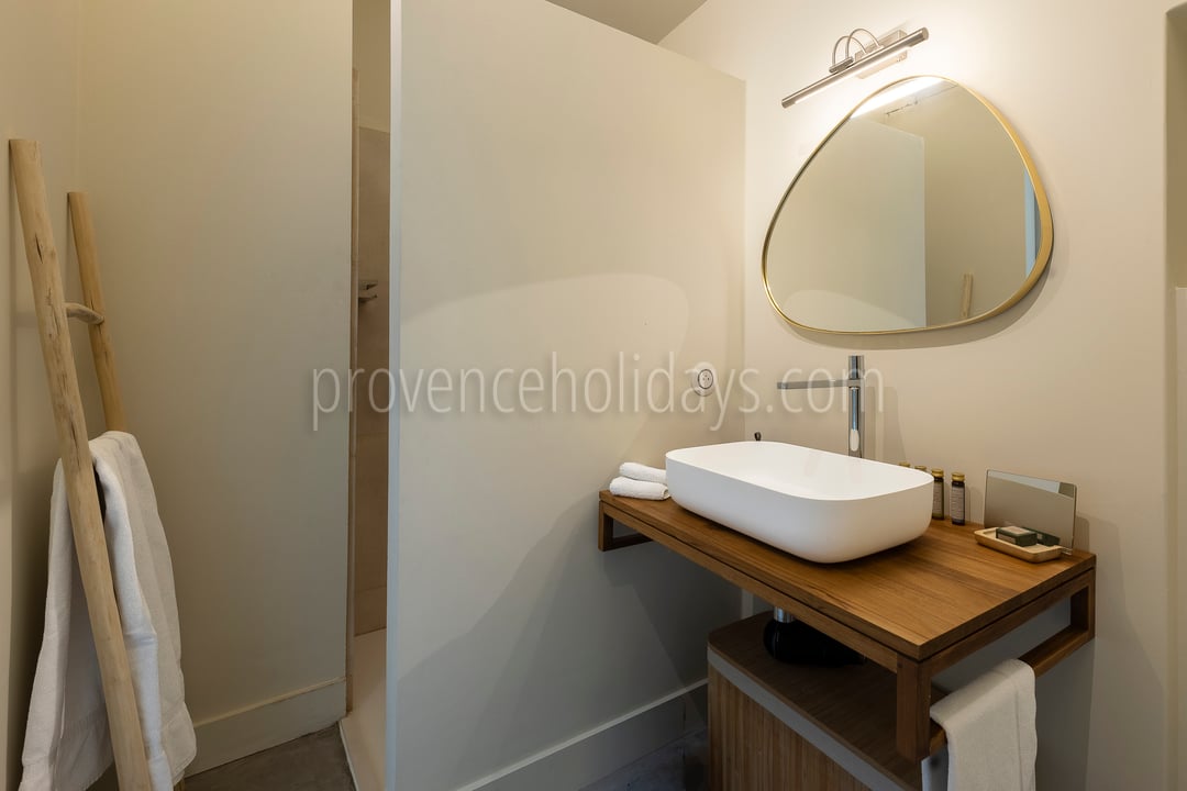 25 - Le Domaine de L\'Or Vert: Villa: Bathroom