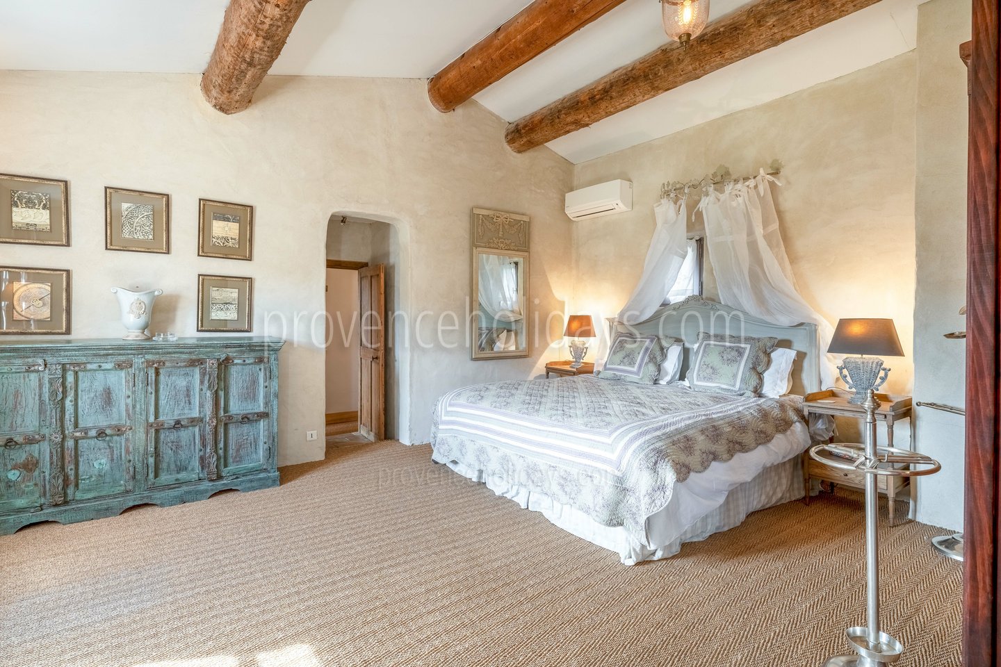 18 - Maison Paradou: Villa: Bedroom