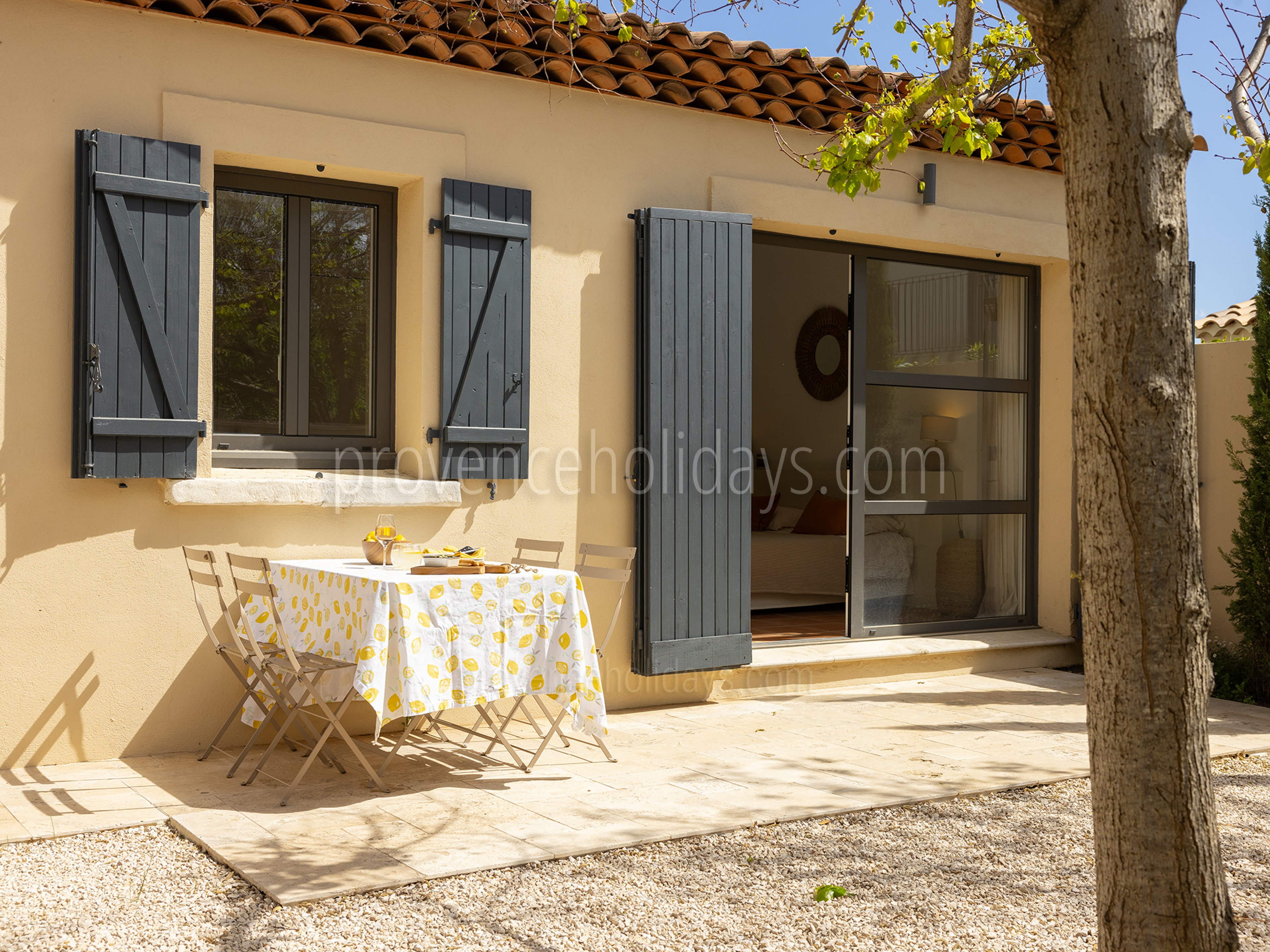 33 - Mas de Flandrin: Villa: Exterior