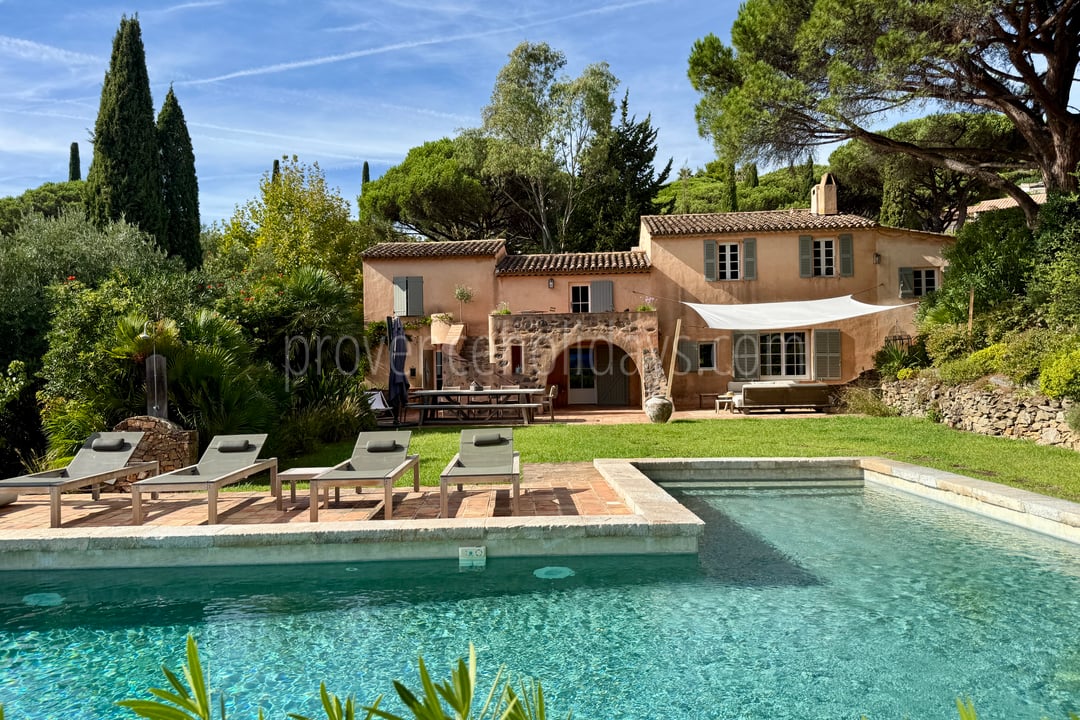 35 - Bastide Shalimar: Villa: Pool
