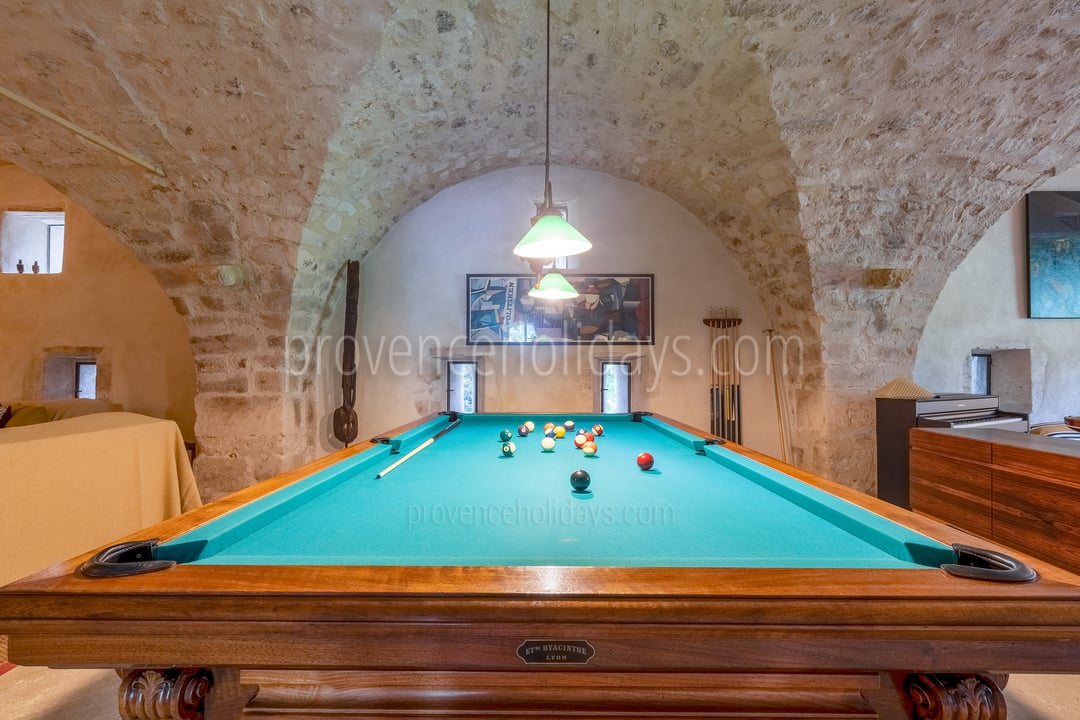 3 - La Bastide Neuve: Villa: Interior