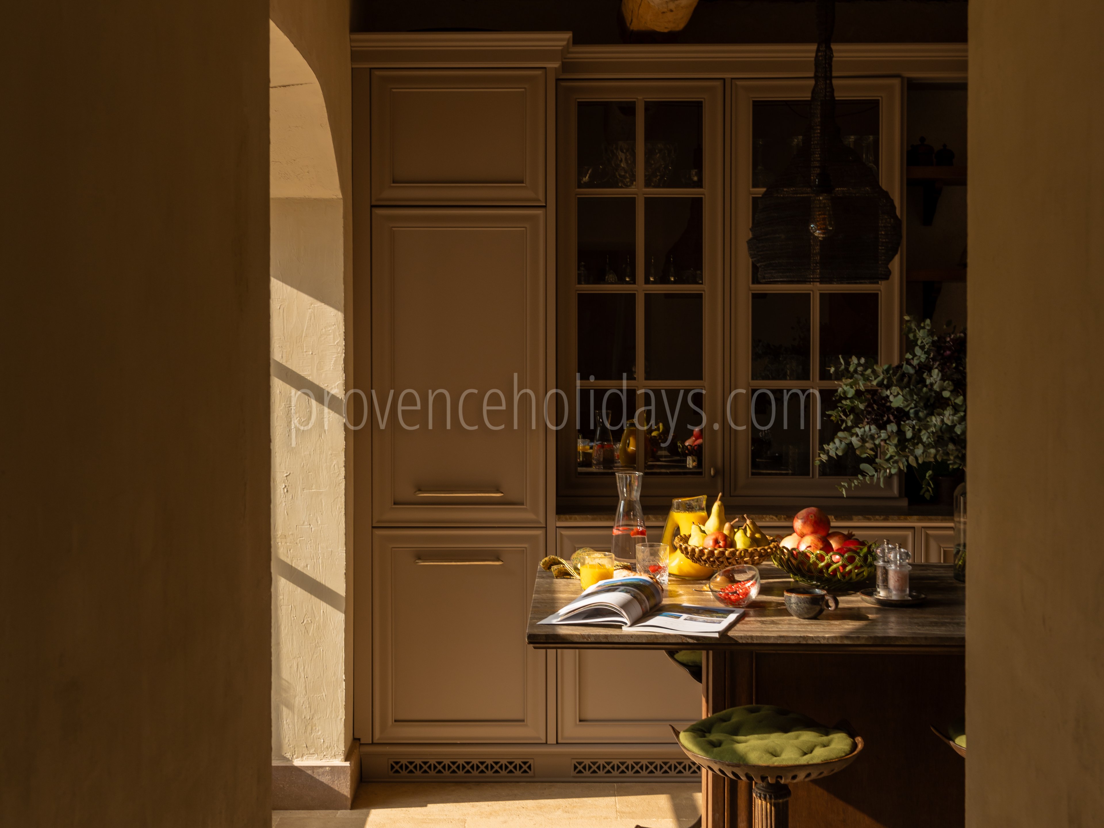 9 - La Bastide de Maussane: Villa: Interior