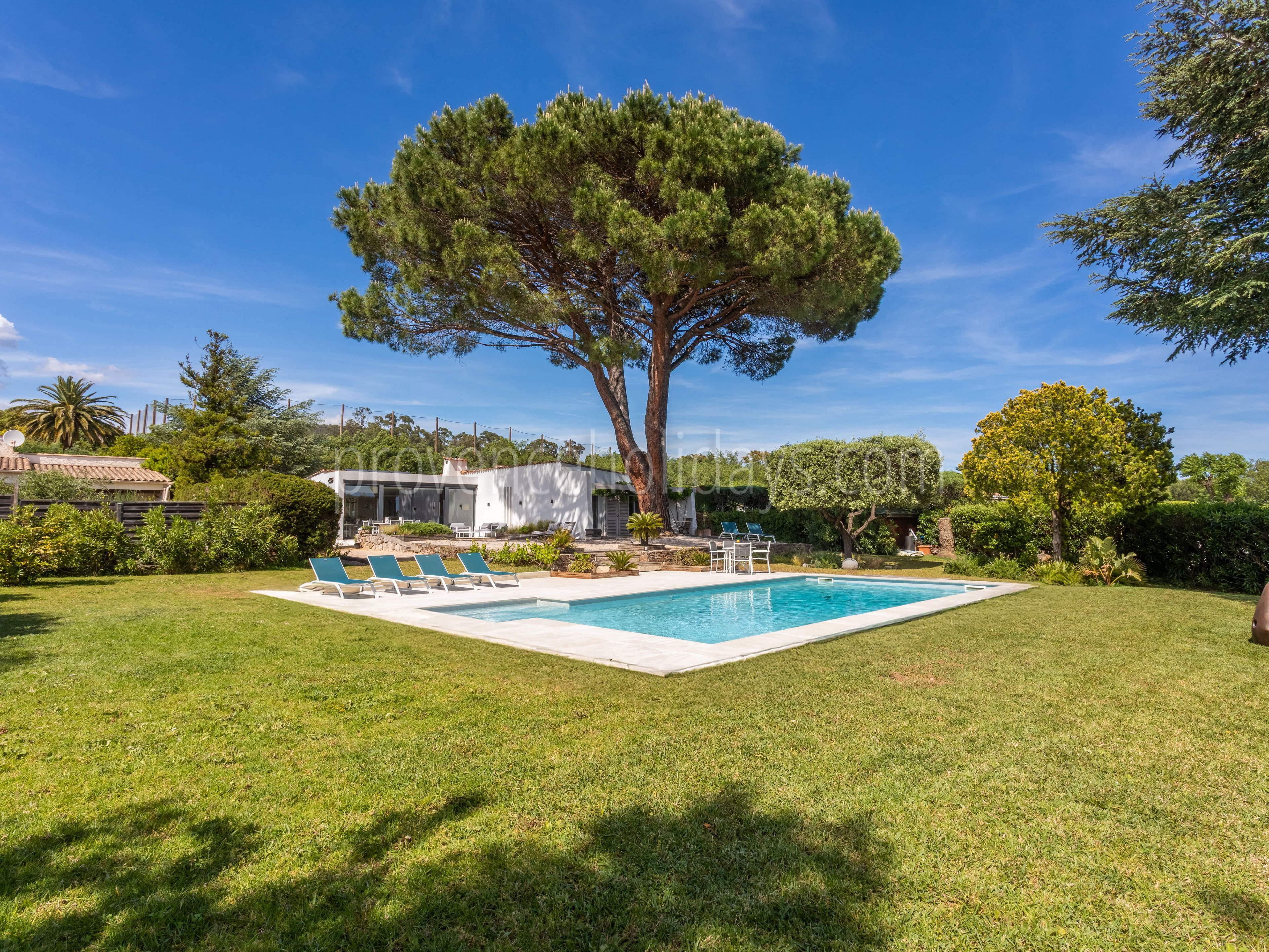22 - Villa Glory: Villa: Exterior