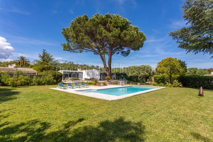 22 - Villa Glory: Villa: Exterior