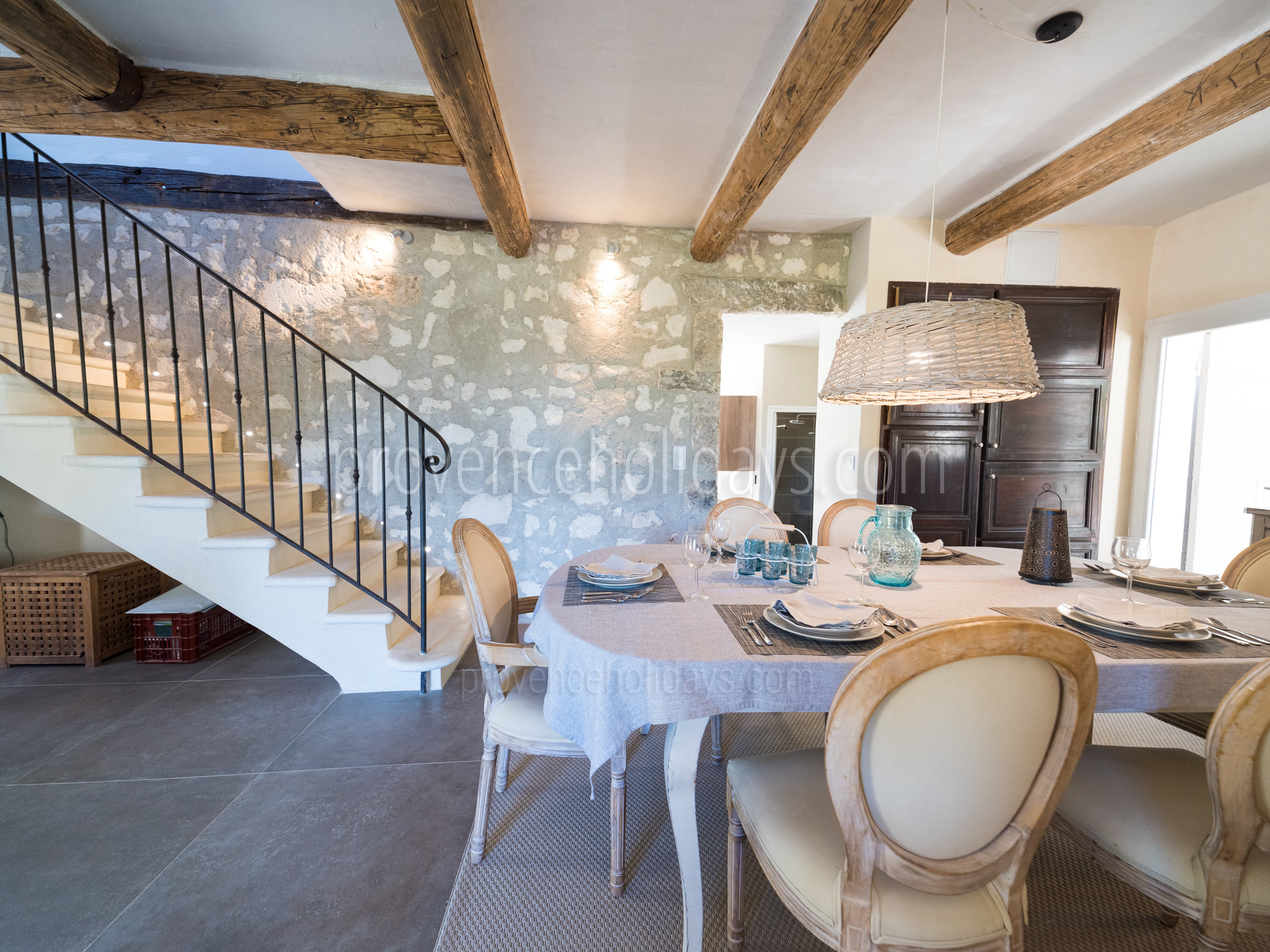 6 - Le Clos du Luberon: Villa: Interior