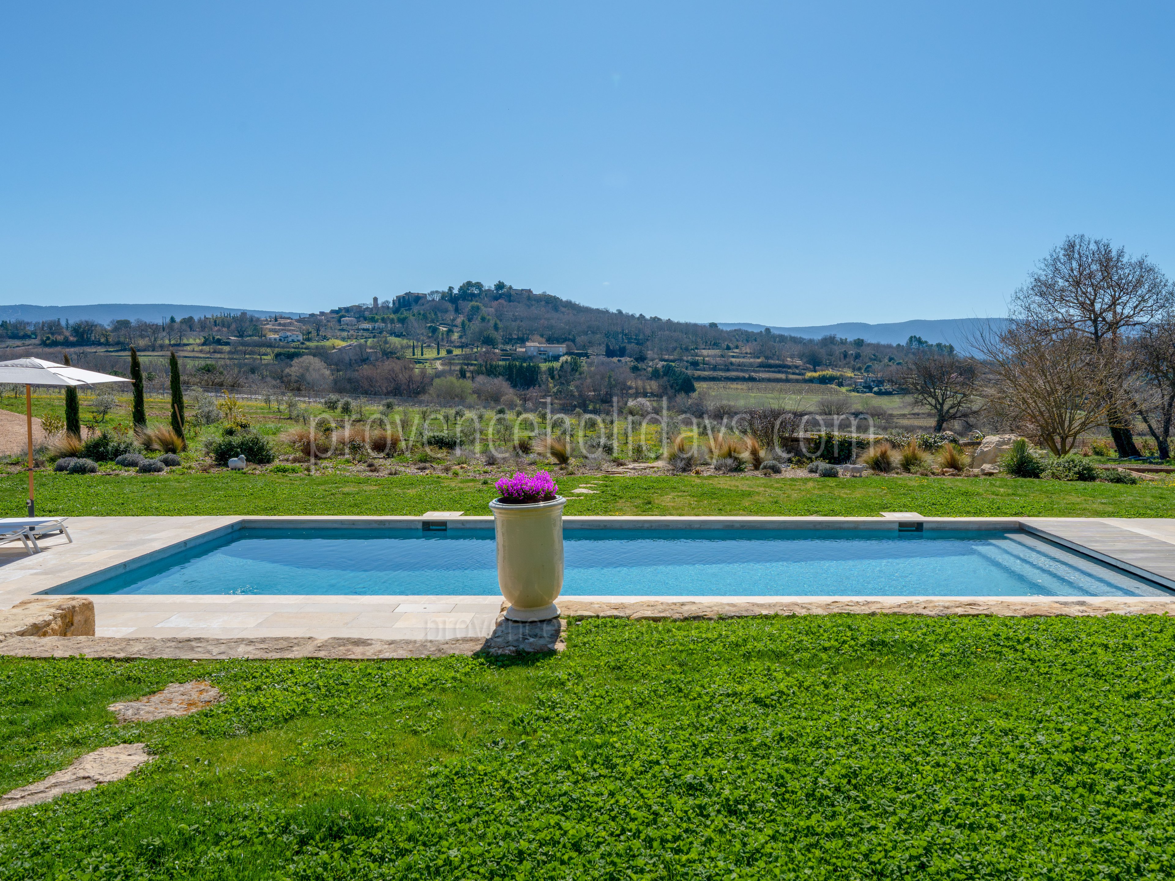 46 - Les Vignes du Luberon: Villa: Pool