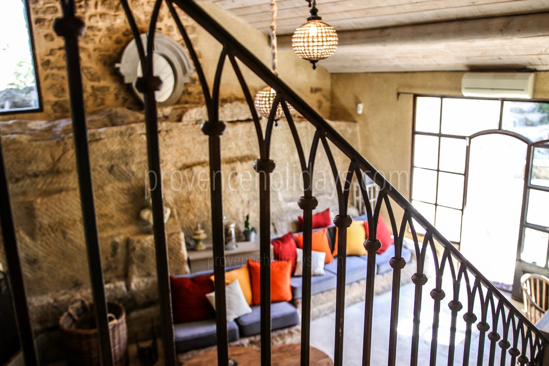 18 - Mas de Beaumes: Villa: Interior