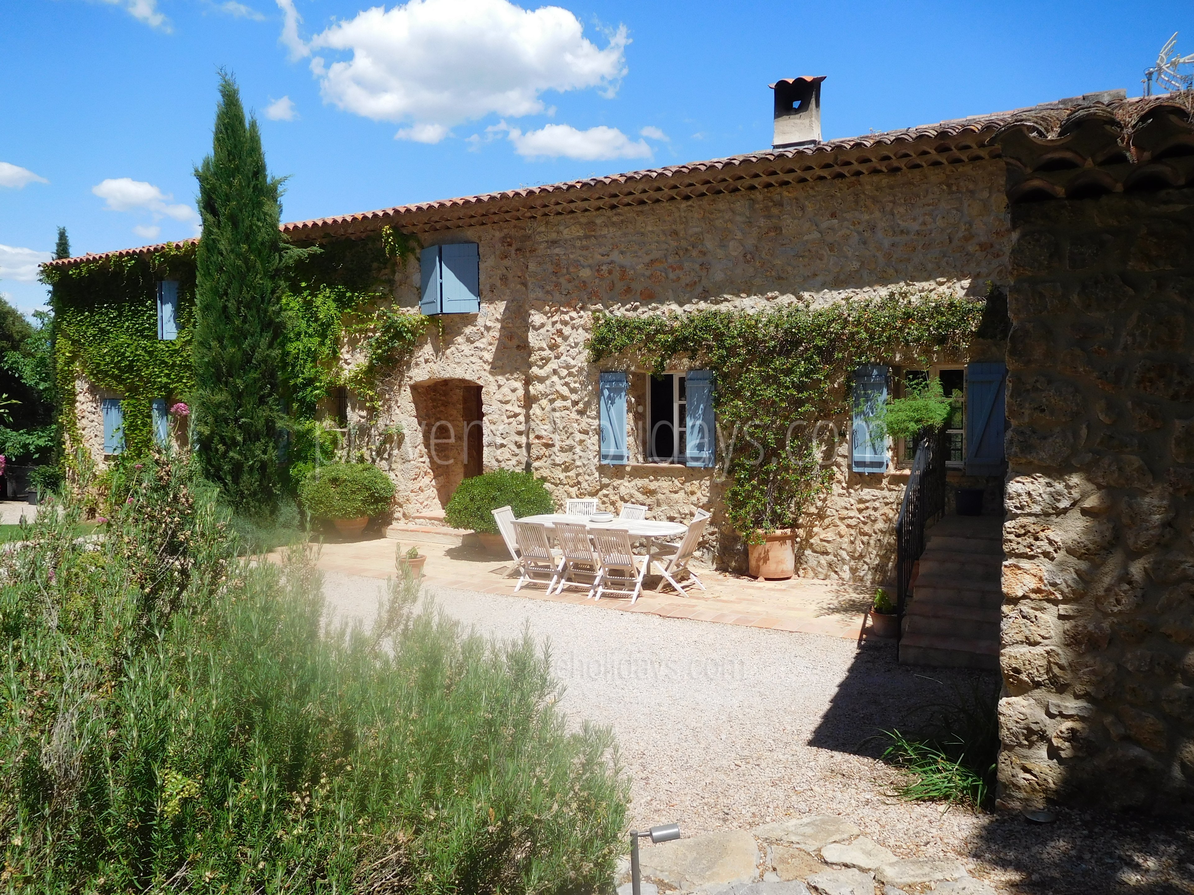 42 - Mas Lorgues: Villa: Exterior