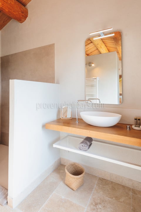 76 - Mas Calisson: Villa: Bathroom