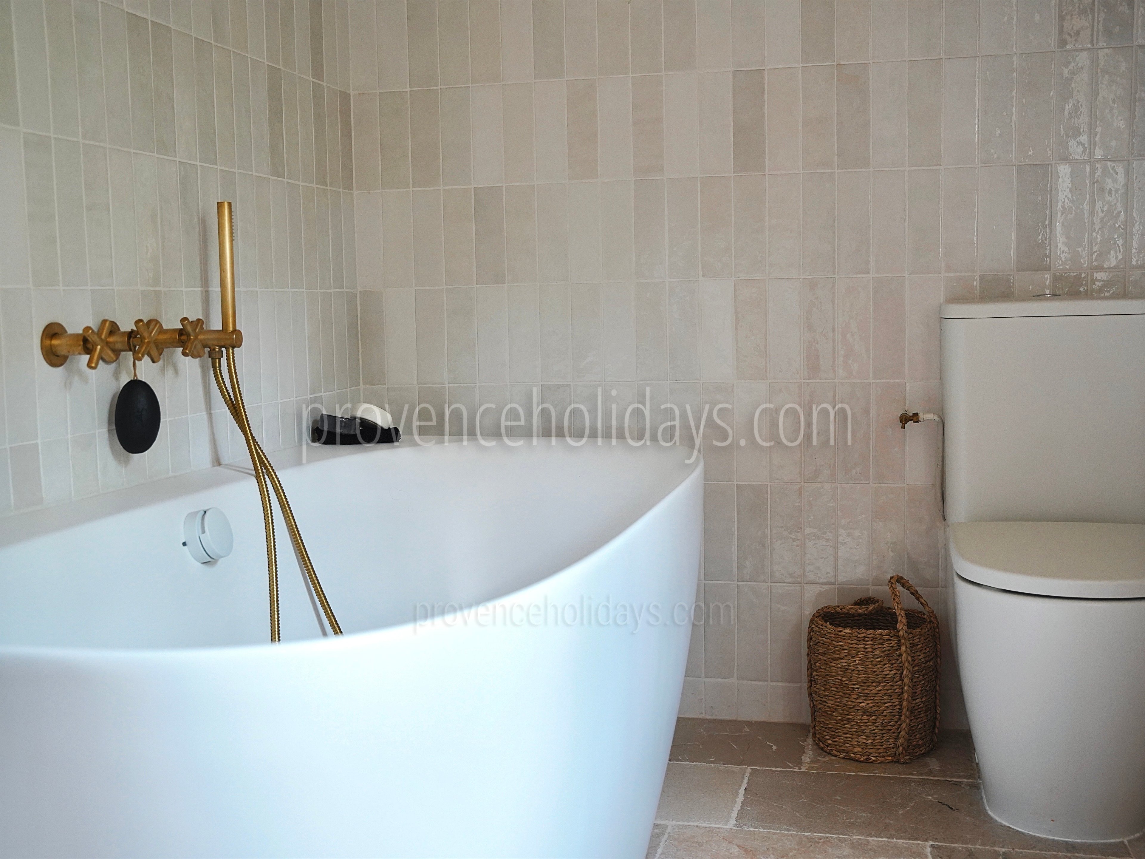 13 - Le Mazet des Collines: Villa: Bathroom 1