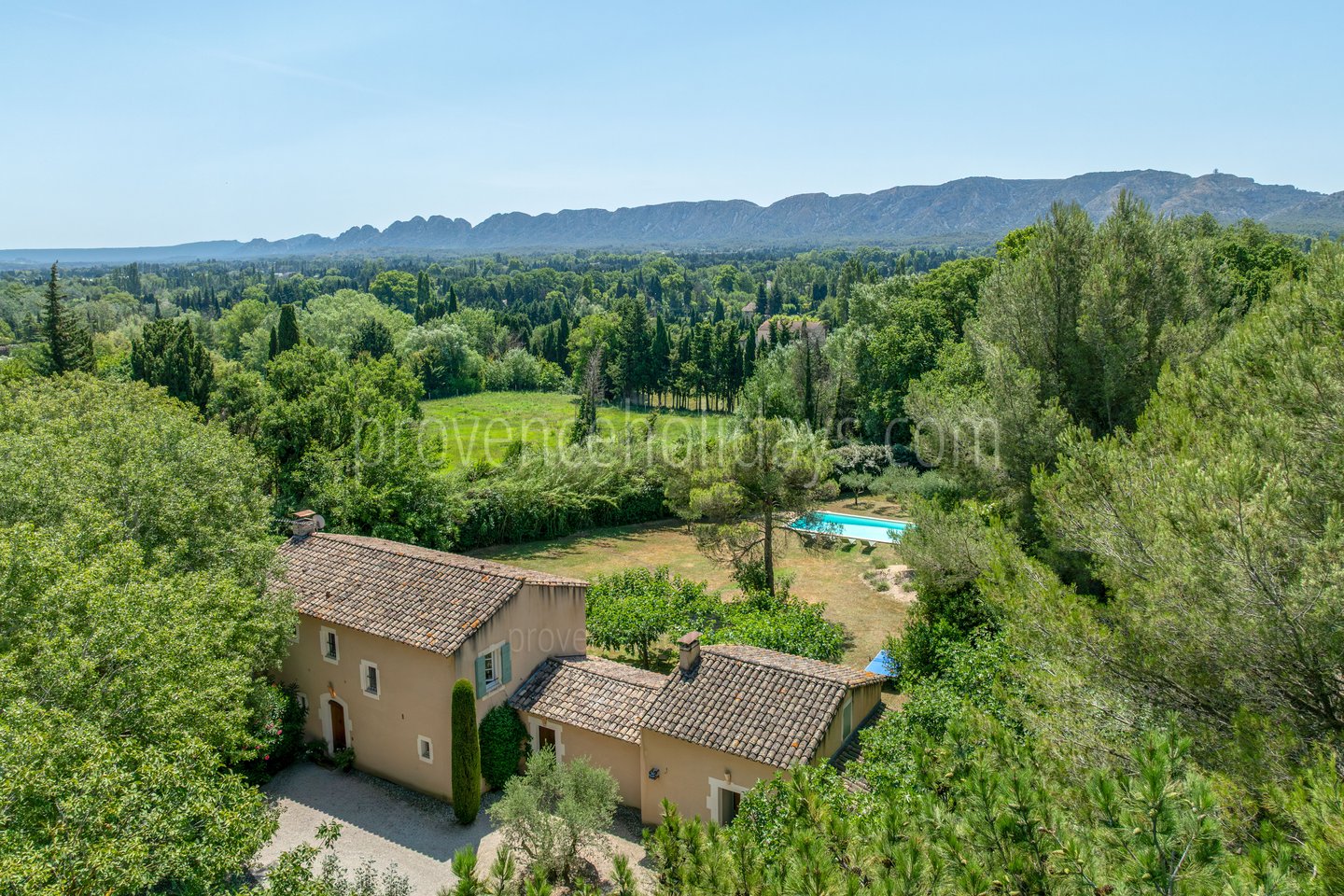 24 - Villa des Alpines: Villa: Exterior
