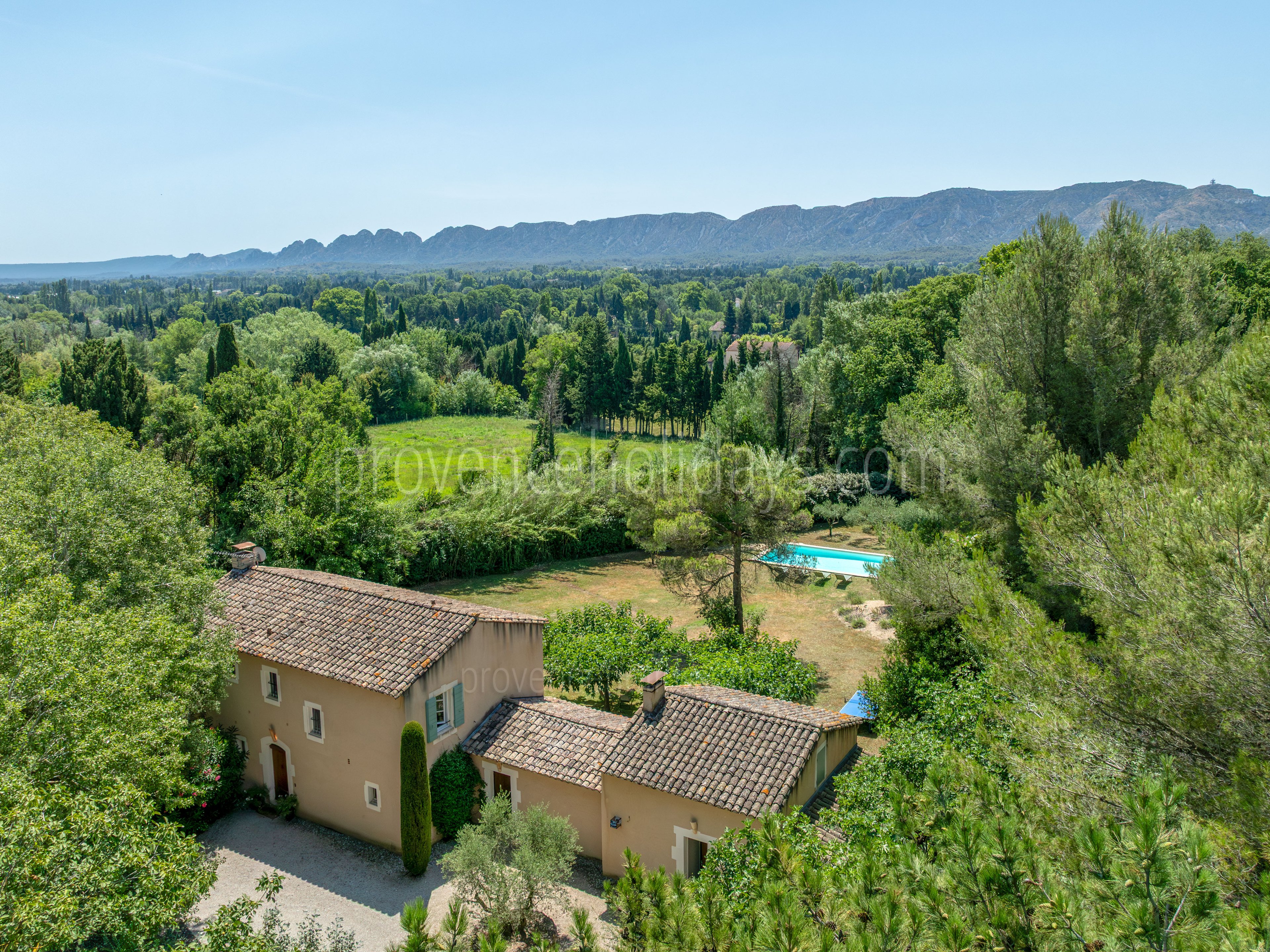 24 - Villa des Alpines: Villa: Exterior