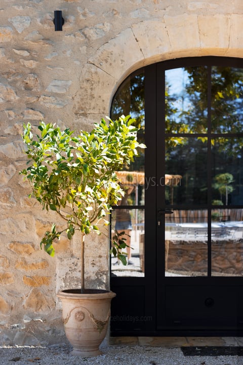 13 - Mas des Pommiers: Villa: Interior