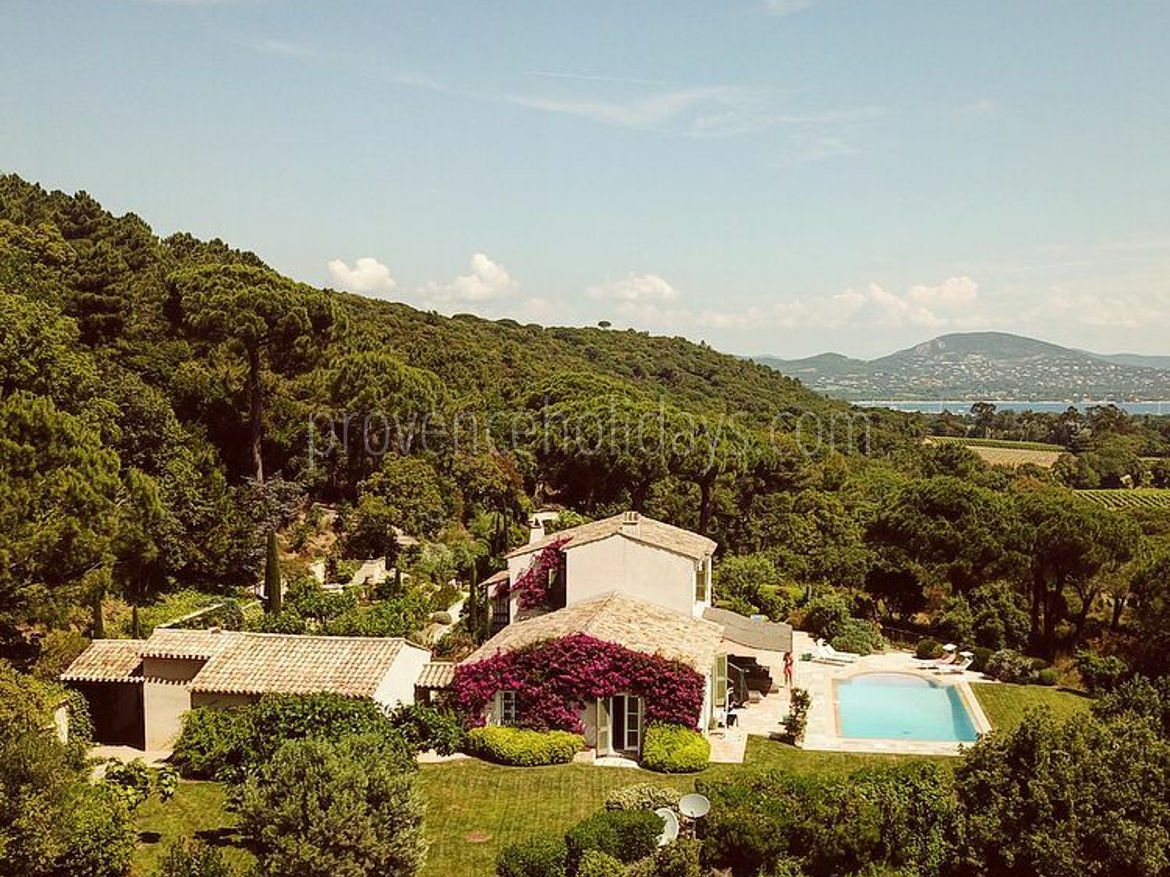 32 - Villa Ondine: Villa: Pool