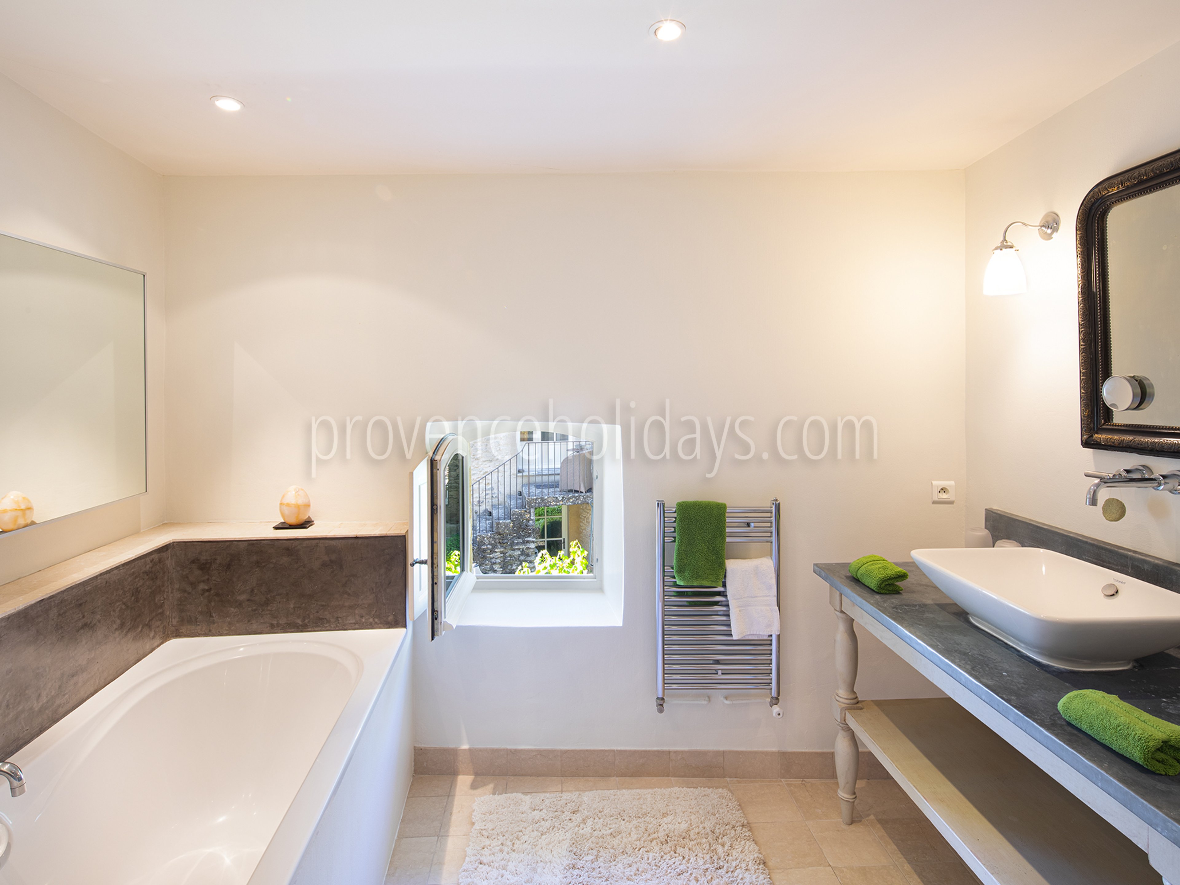 50 - Mas Cabrières: Villa: Bedroom