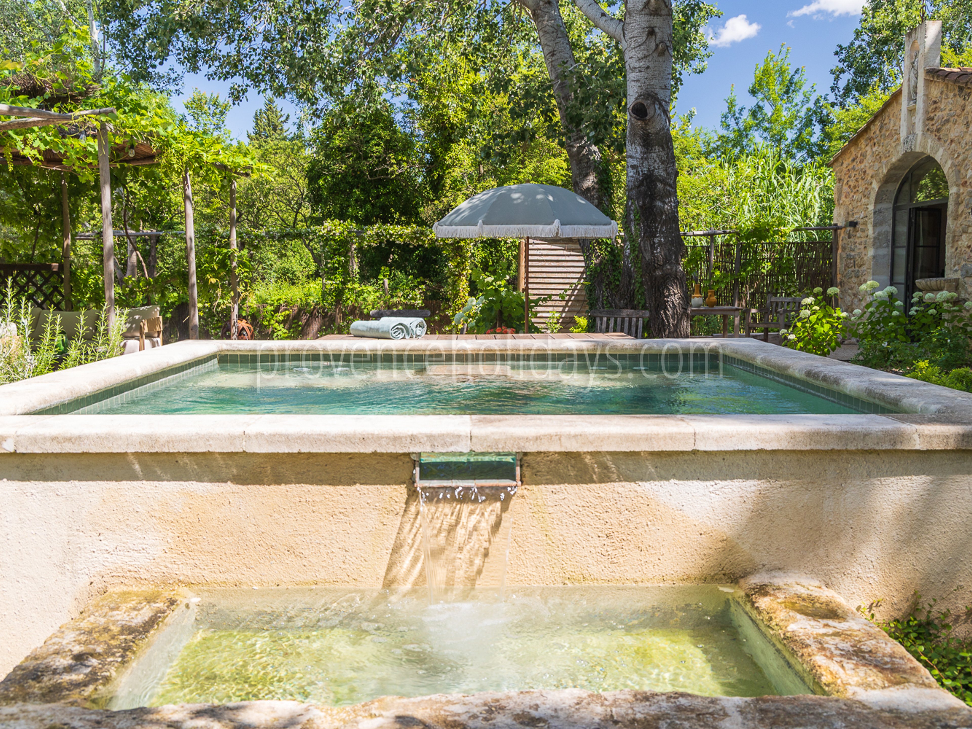 99 - La Chapelle des Alpilles: Villa: Pool