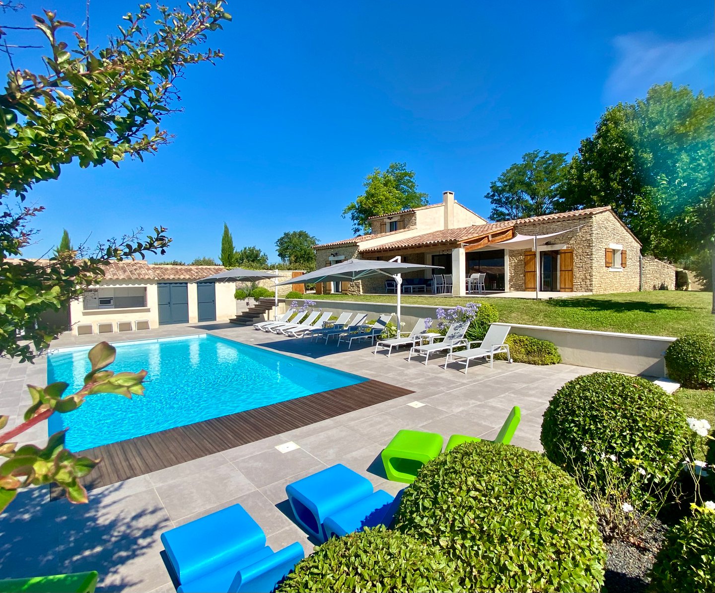 villa exterior