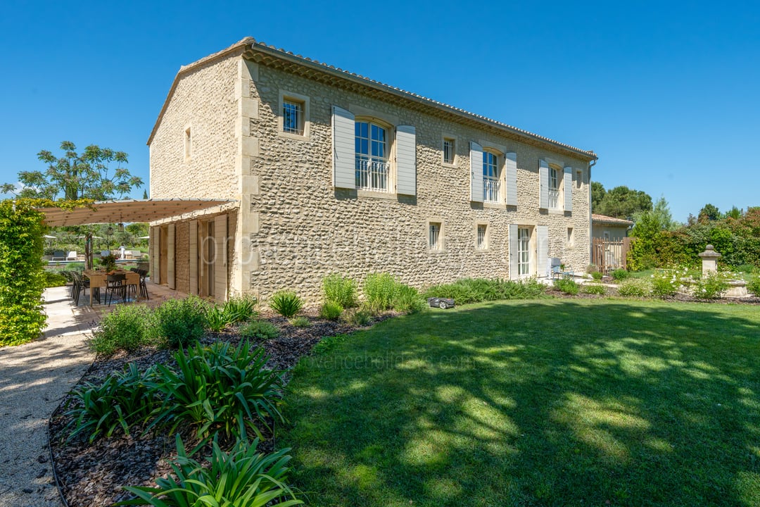 22 - Mas Élégance: Villa: Exterior