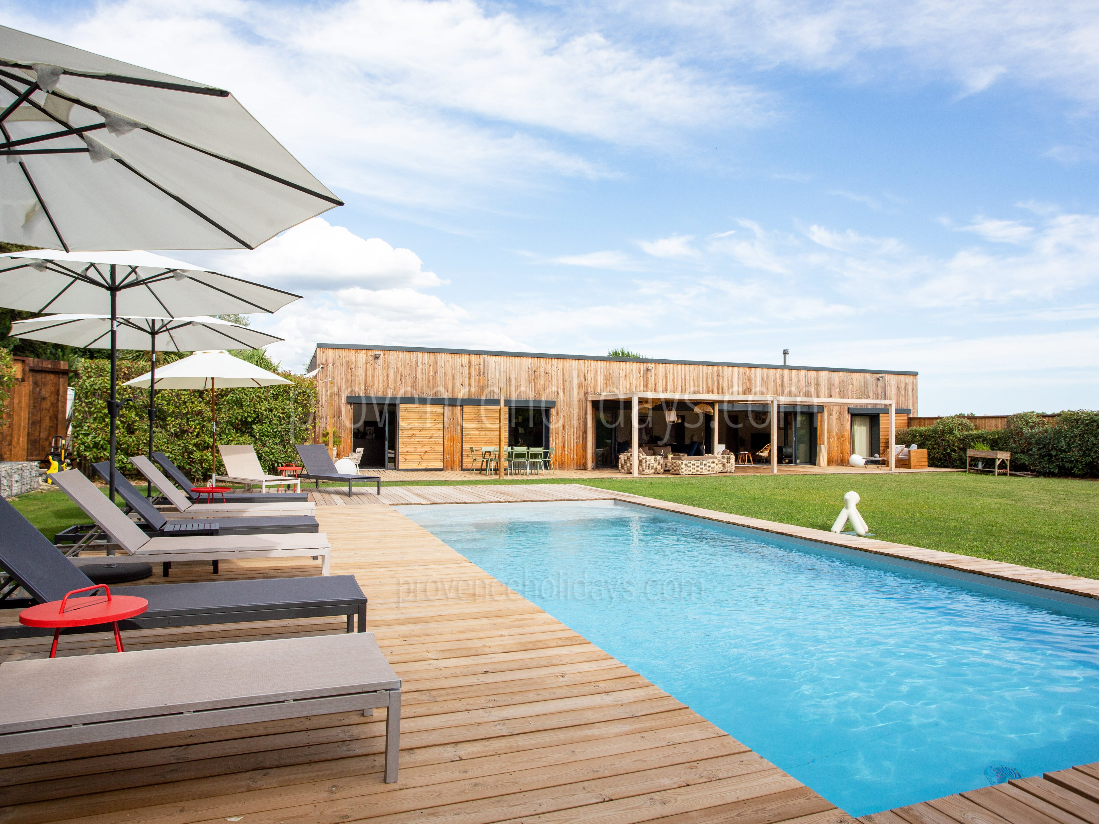 6 - Villa Paradou: Villa: Pool