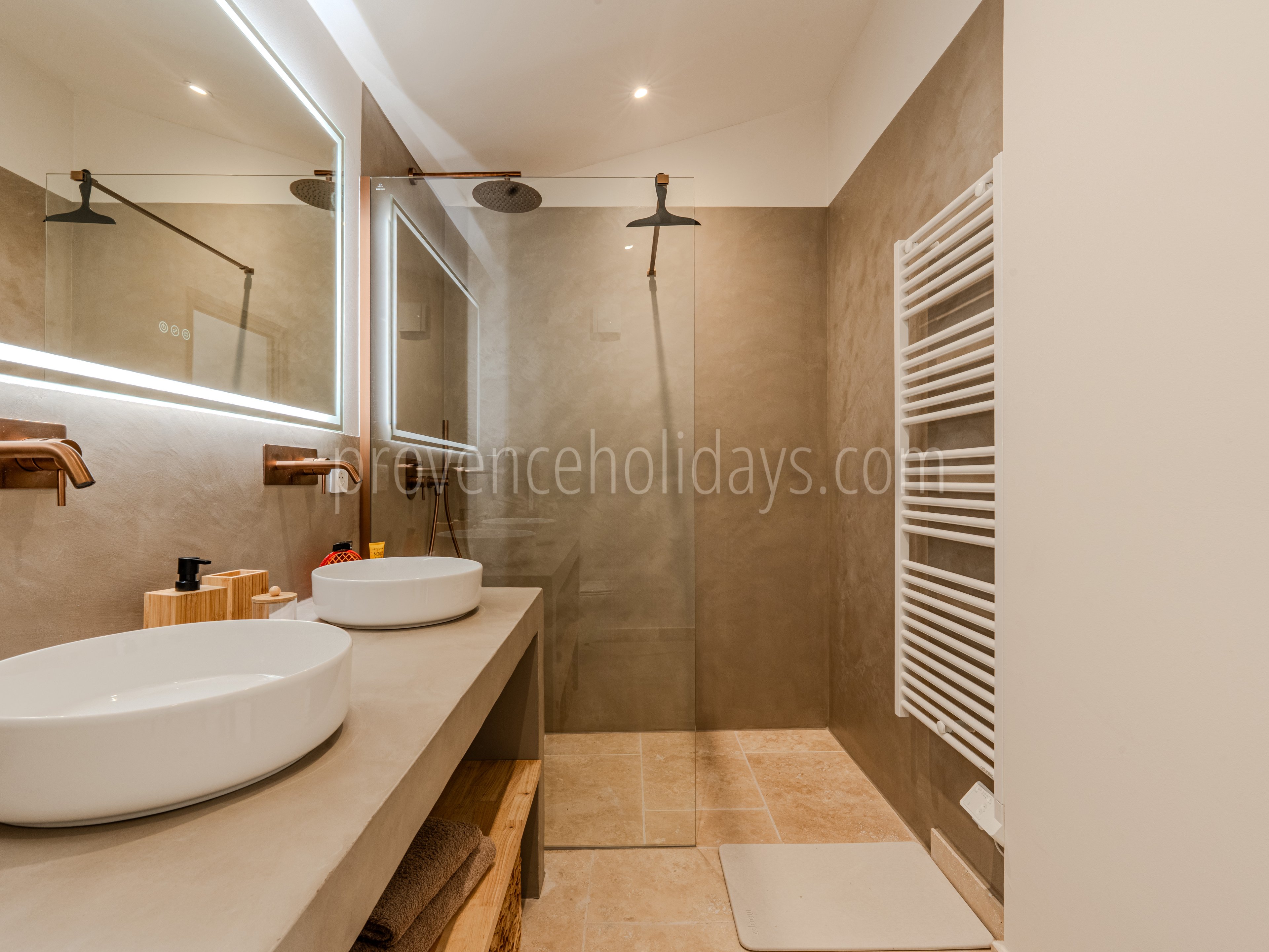 26 - Mas de la Rivière Secrète: Villa: Bathroom 2