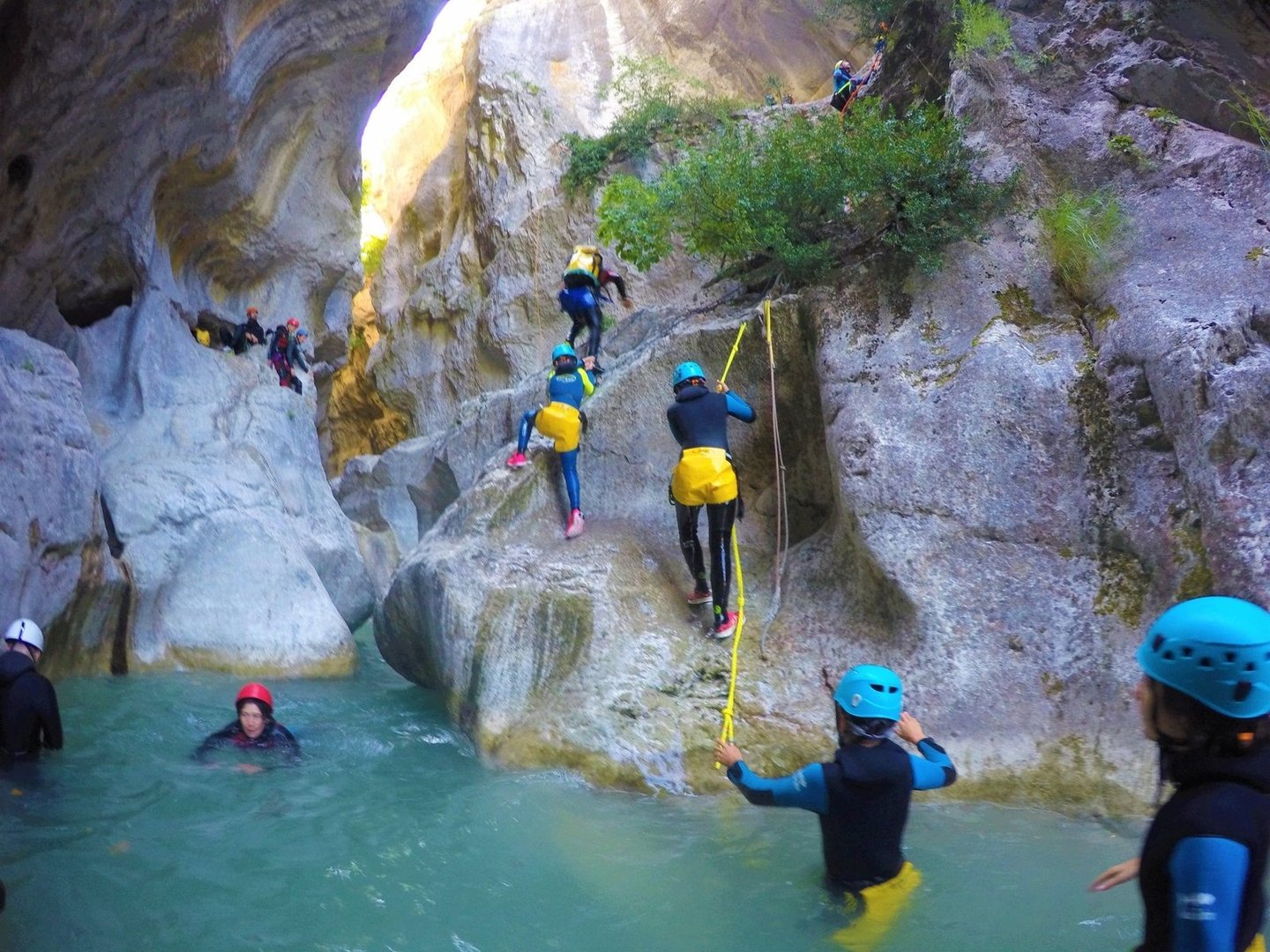 canyoning in the gorges du verdon