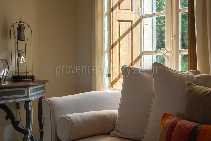 23 - Le Mazet des Collines: Villa: Interior