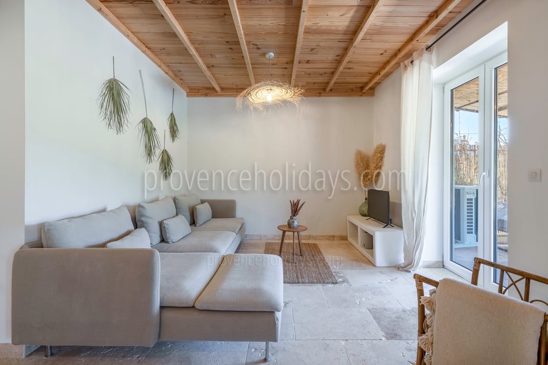 29 - La Bohème: Villa: Interior