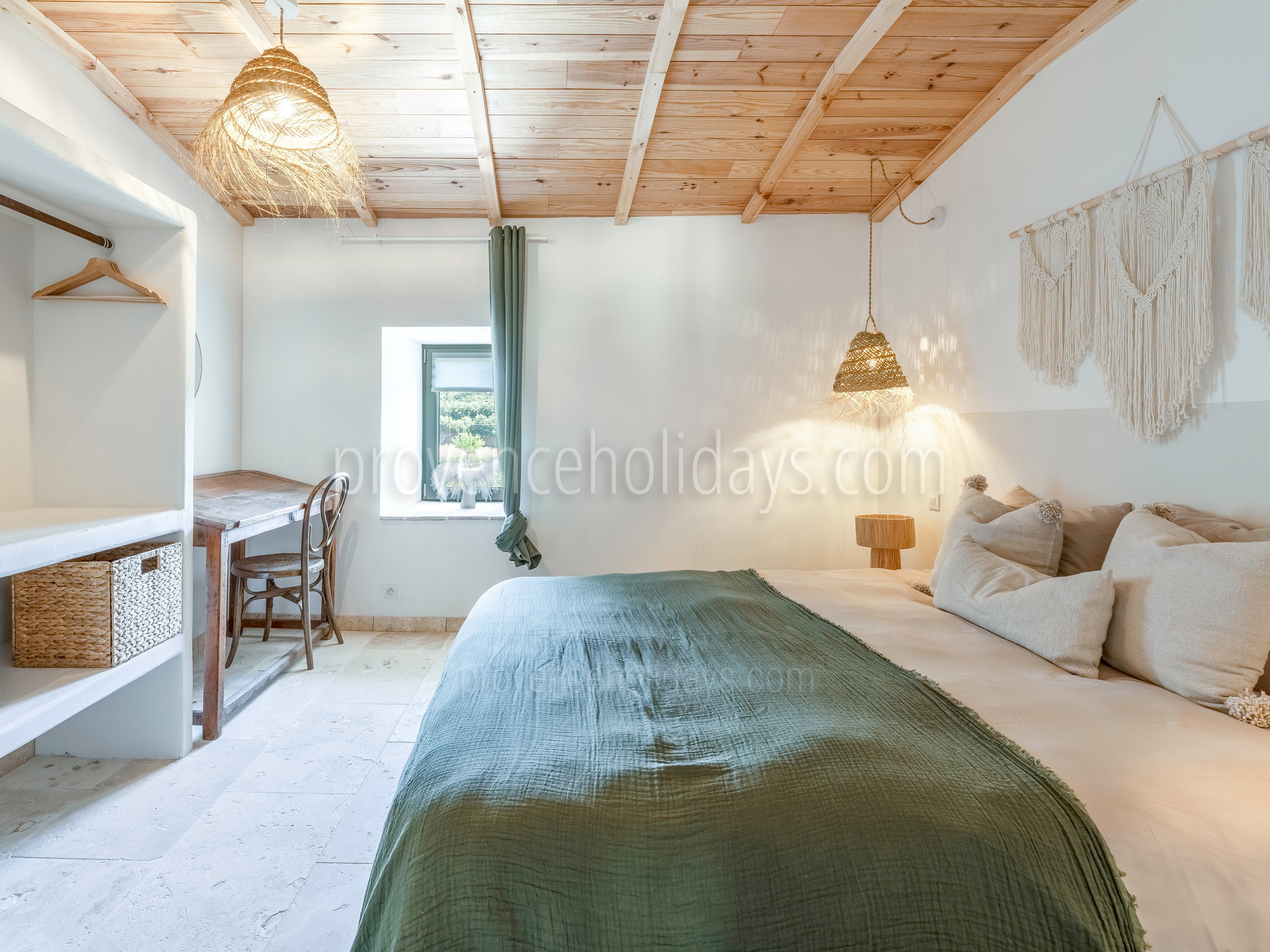 36 - La Bohème: Villa: Bedroom