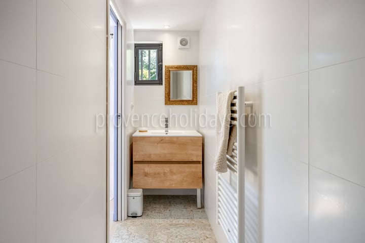 41 - Mas de la Burlande: Villa: Bathroom