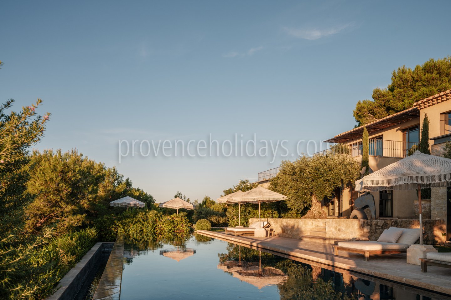 39 - Villa Paradis: Villa: Pool