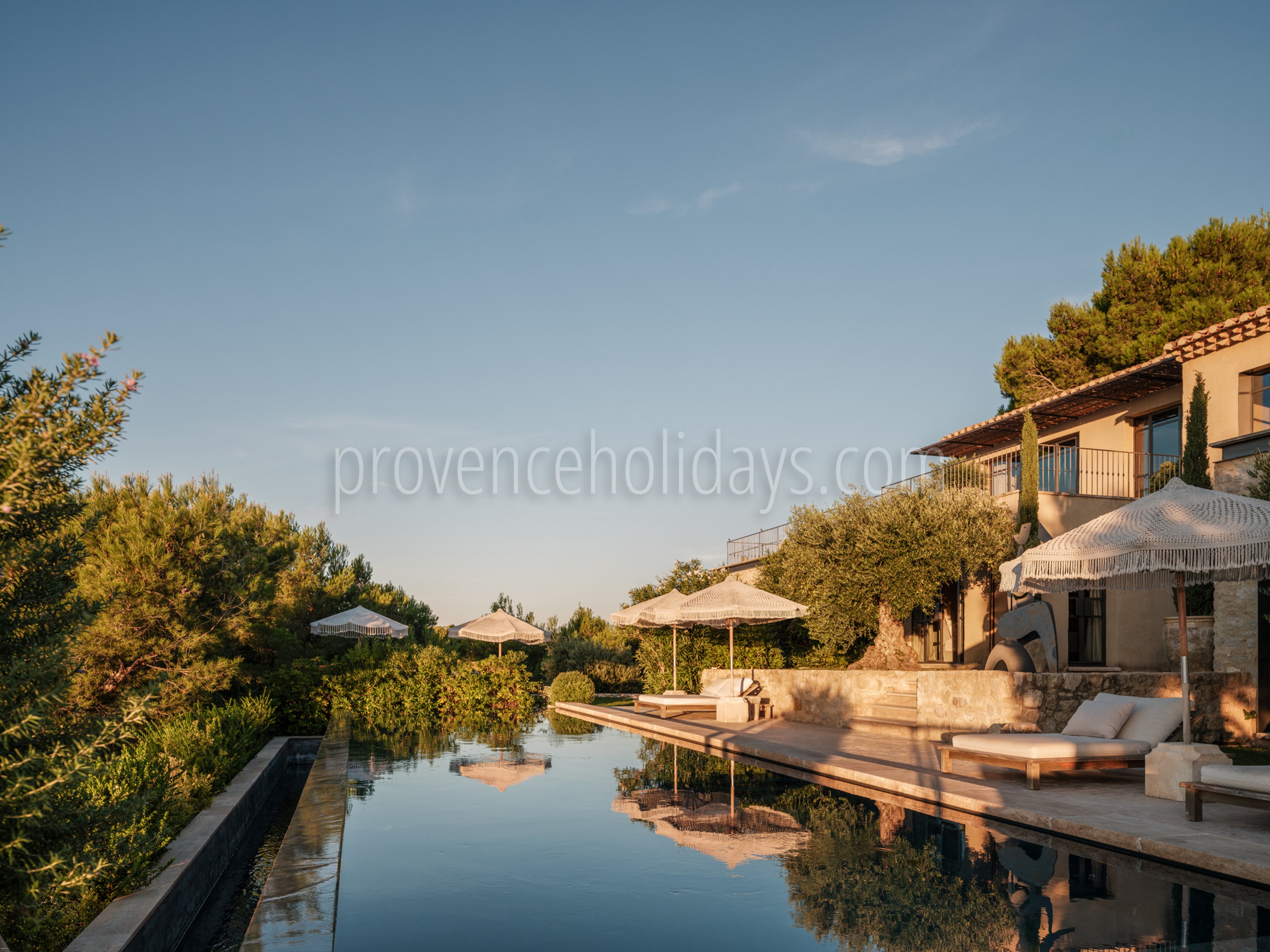 39 - Villa Paradis: Villa: Pool
