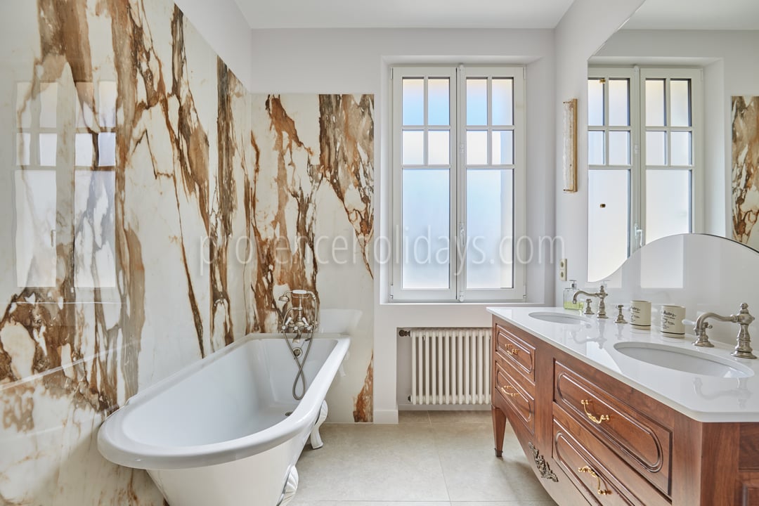 41 - Le Reflet d\'Aix: Villa: Bathroom 1