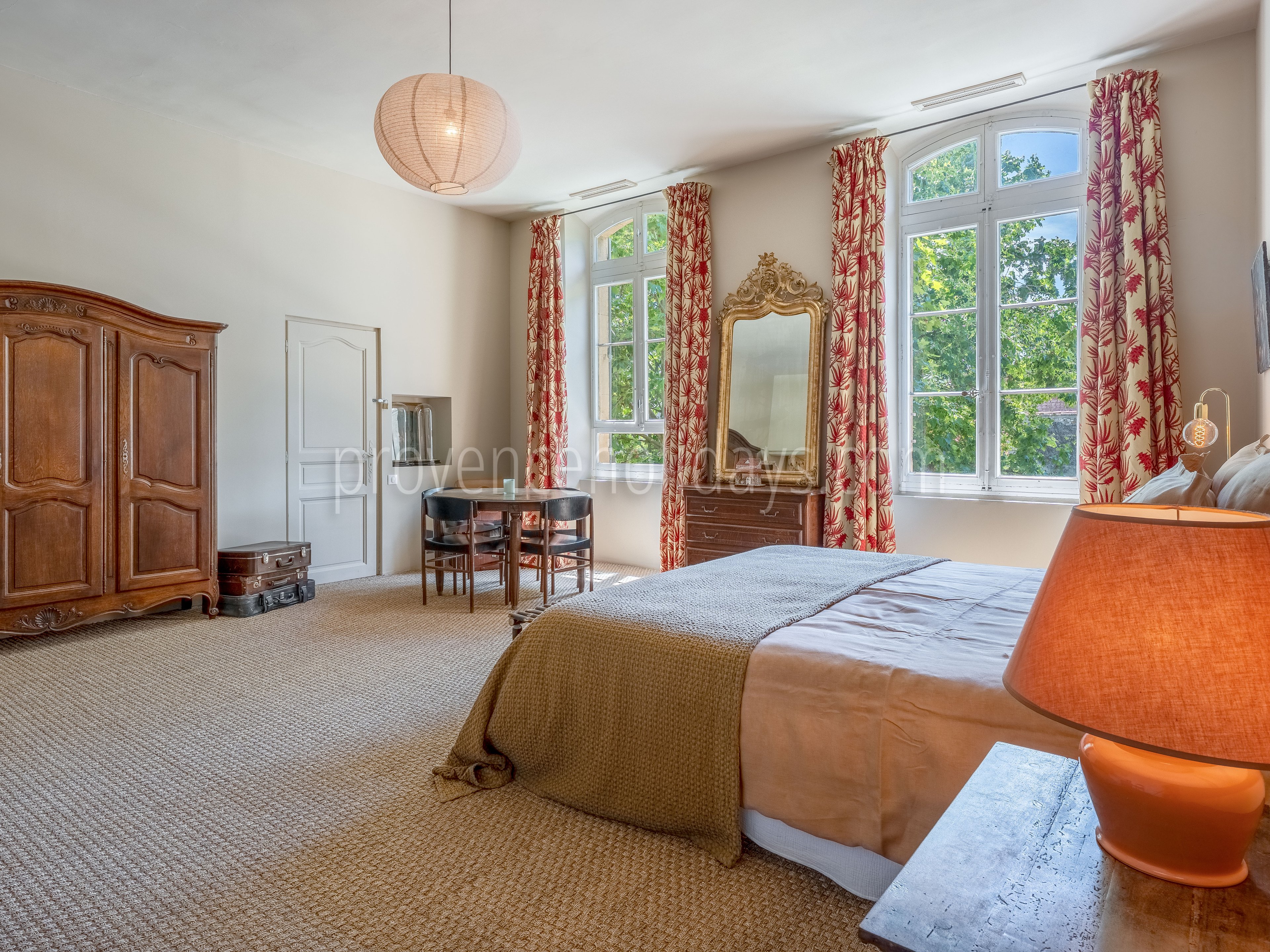 71 - La Bastide du Millénaire: Villa: Bedroom