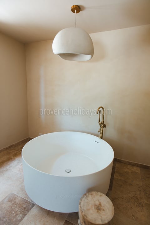 28 - Villa Adeline: Villa: Bathroom