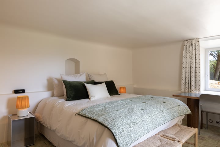41 - Grand Mas de Provence: Villa: Bedroom