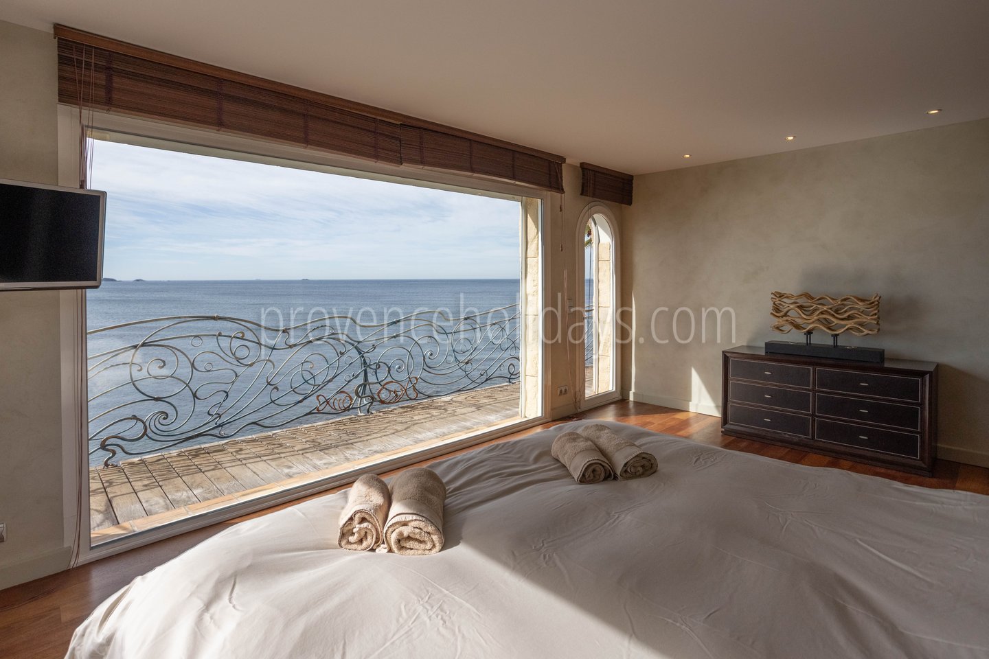 3 - Villa Élyane: Villa: Bedroom